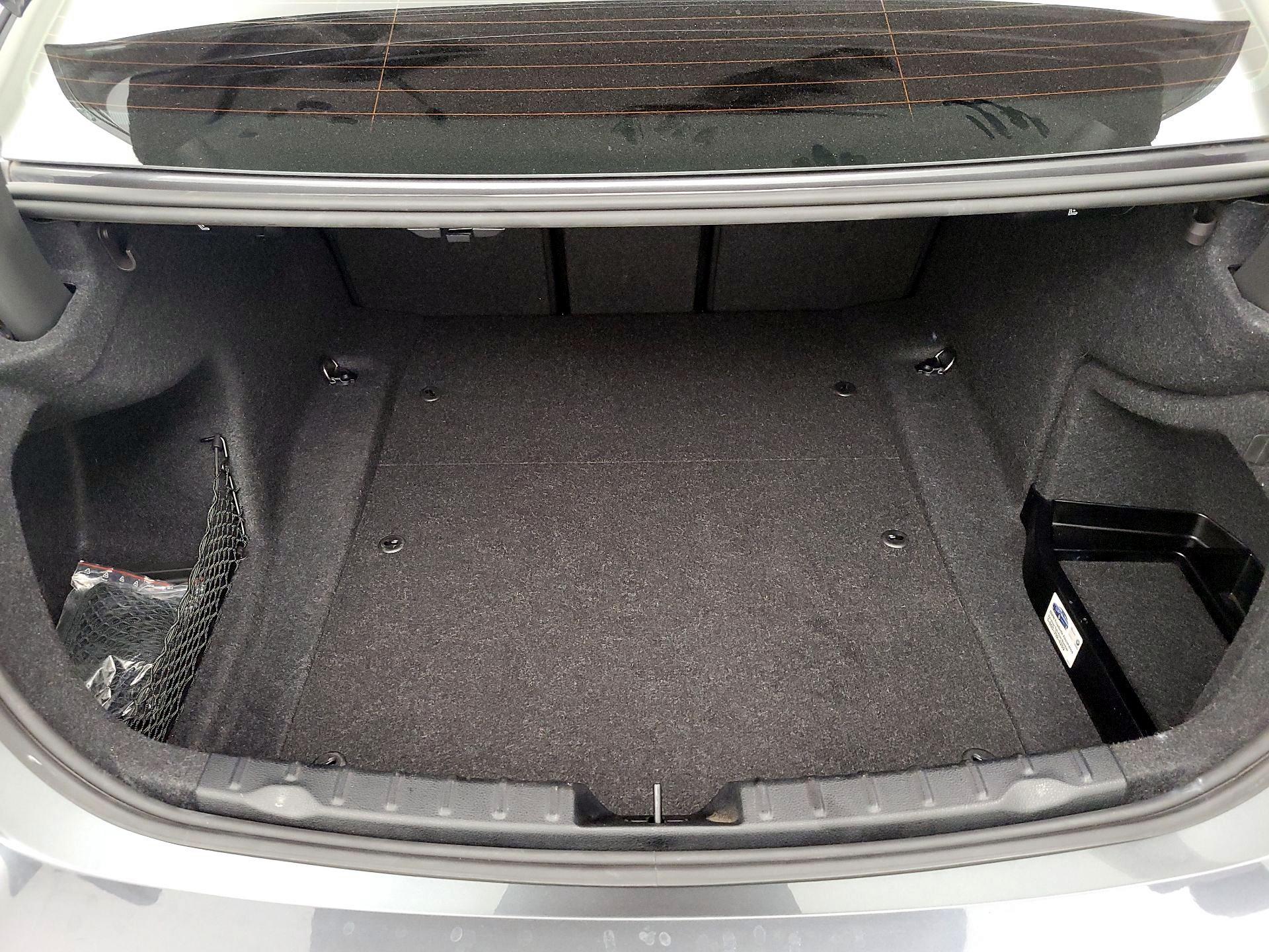 Thumbnail: 2017 BMW 3 Series - 20