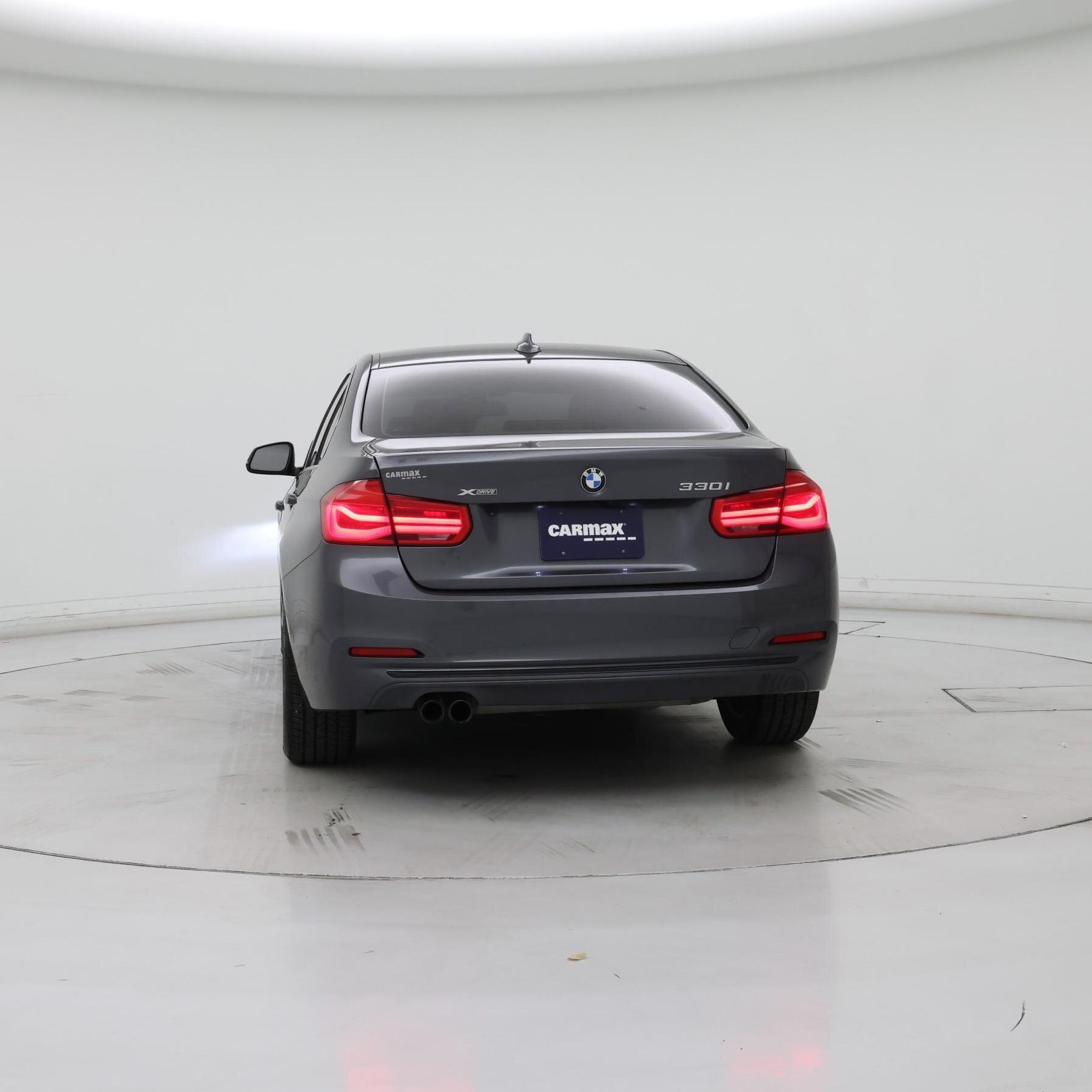 Thumbnail: 2017 BMW 3 Series - 6