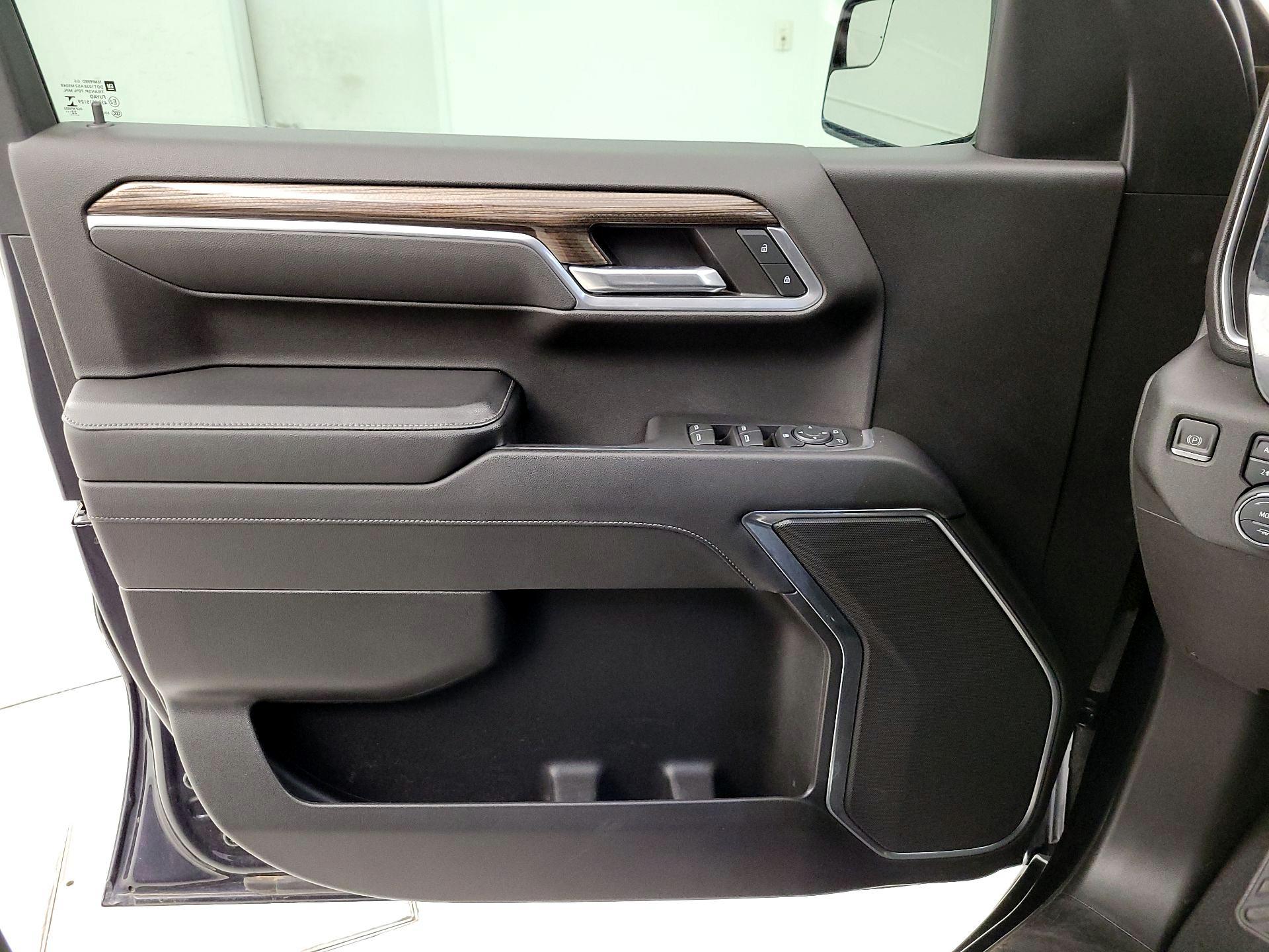 Thumbnail: 2023 Chevrolet Silverado 1500 - 12