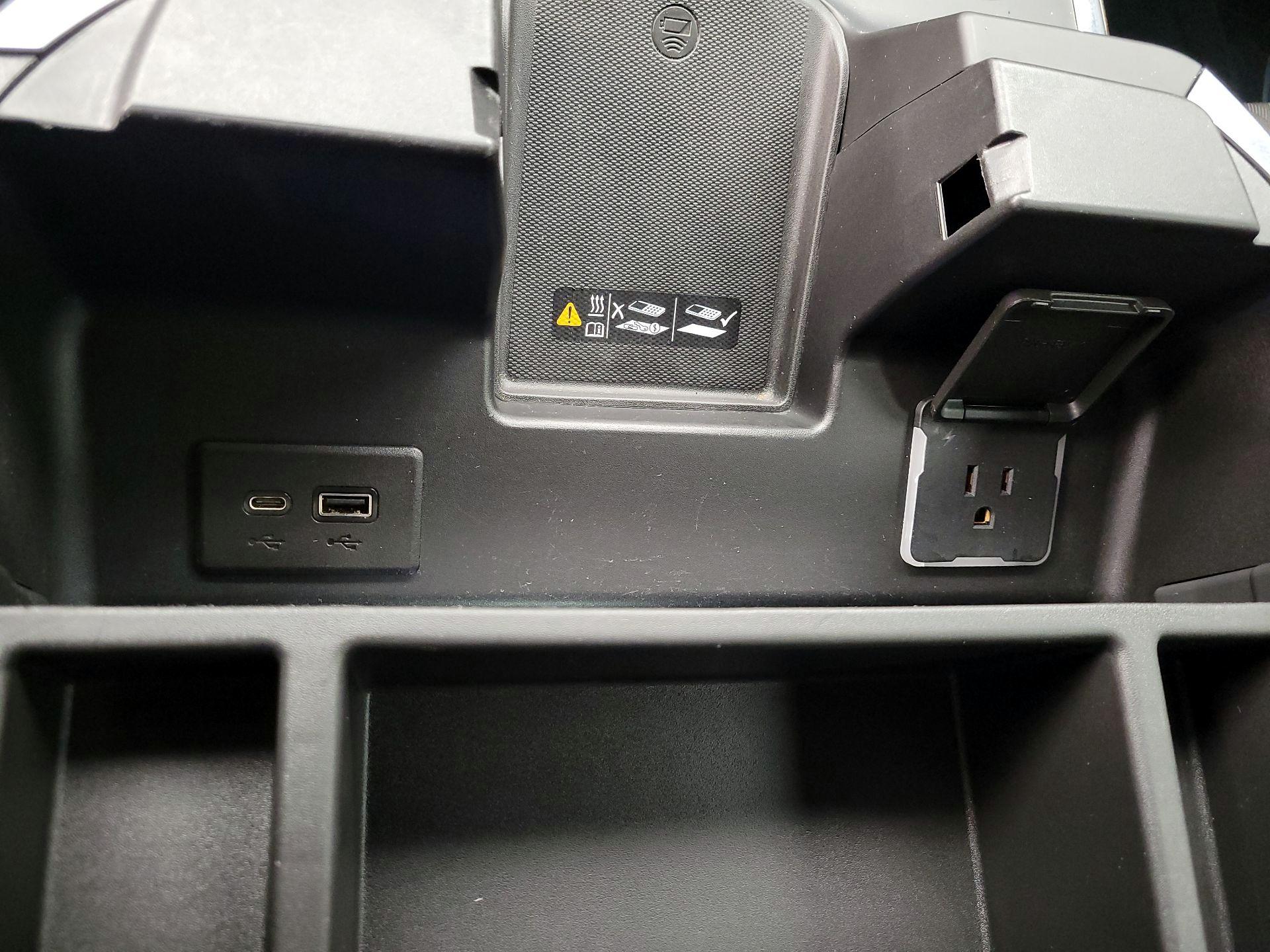 Thumbnail: 2023 Chevrolet Silverado 1500 - 18