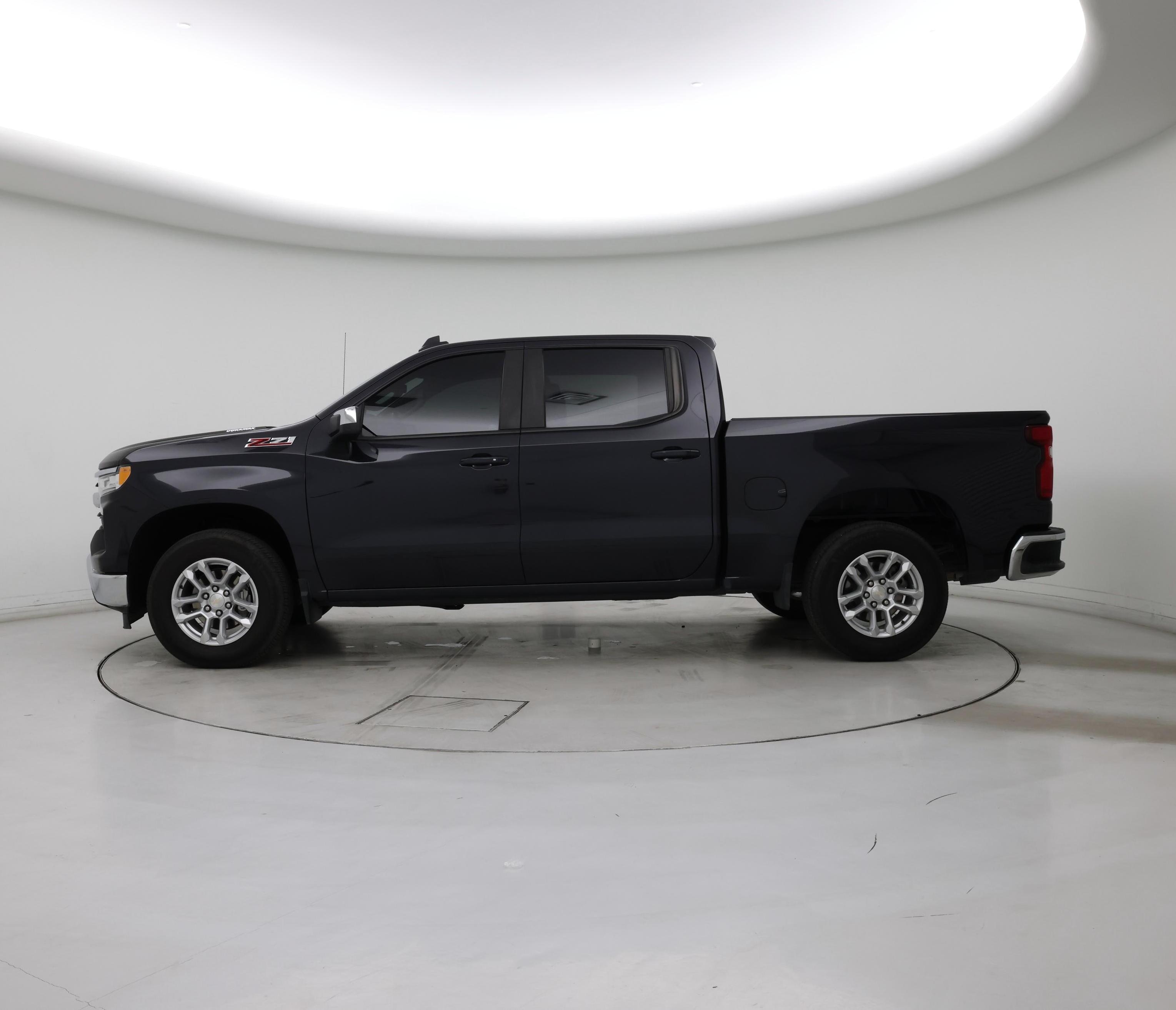 Thumbnail: 2023 Chevrolet Silverado 1500 - 3