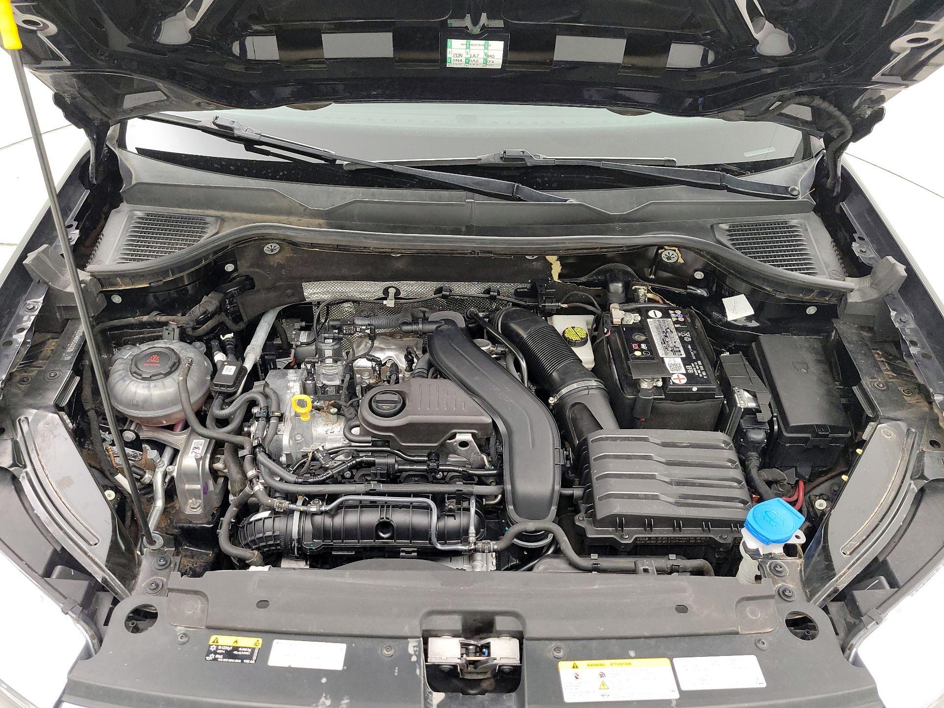 Thumbnail: 2022 Volkswagen Taos - 20