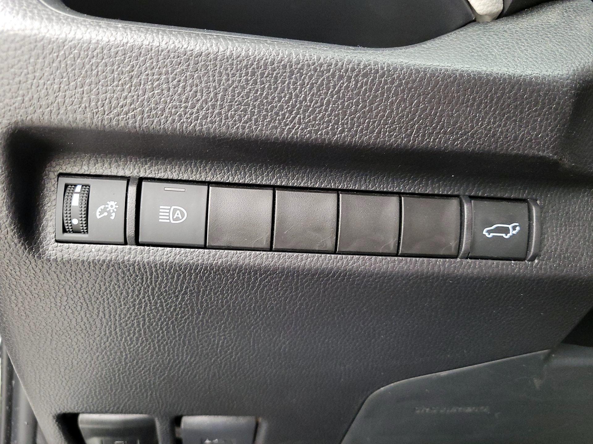 Thumbnail: 2025 Toyota RAV4 - 13