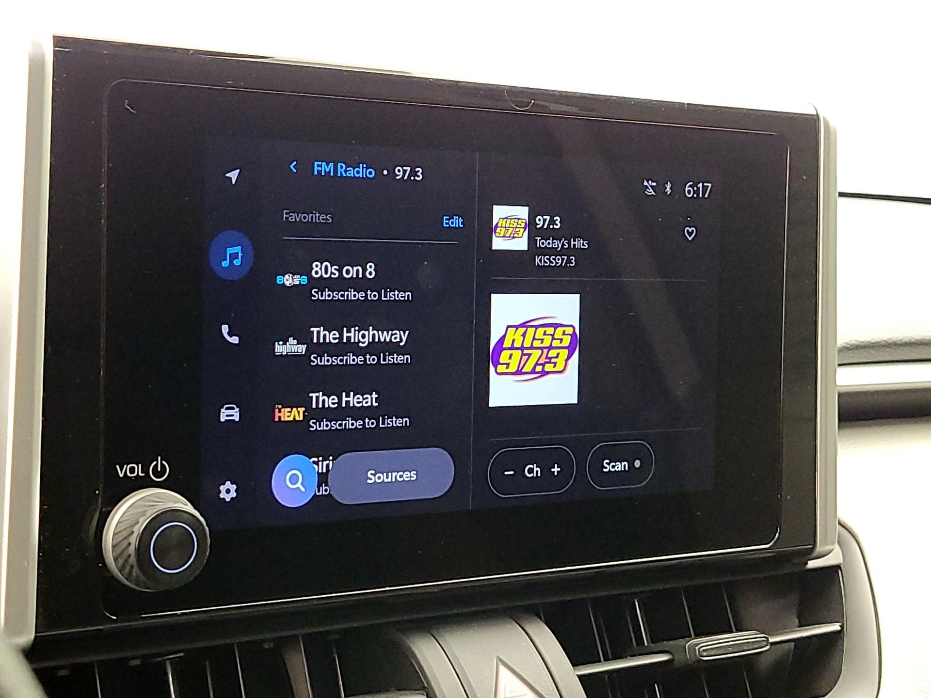 Thumbnail: 2025 Toyota RAV4 - 15