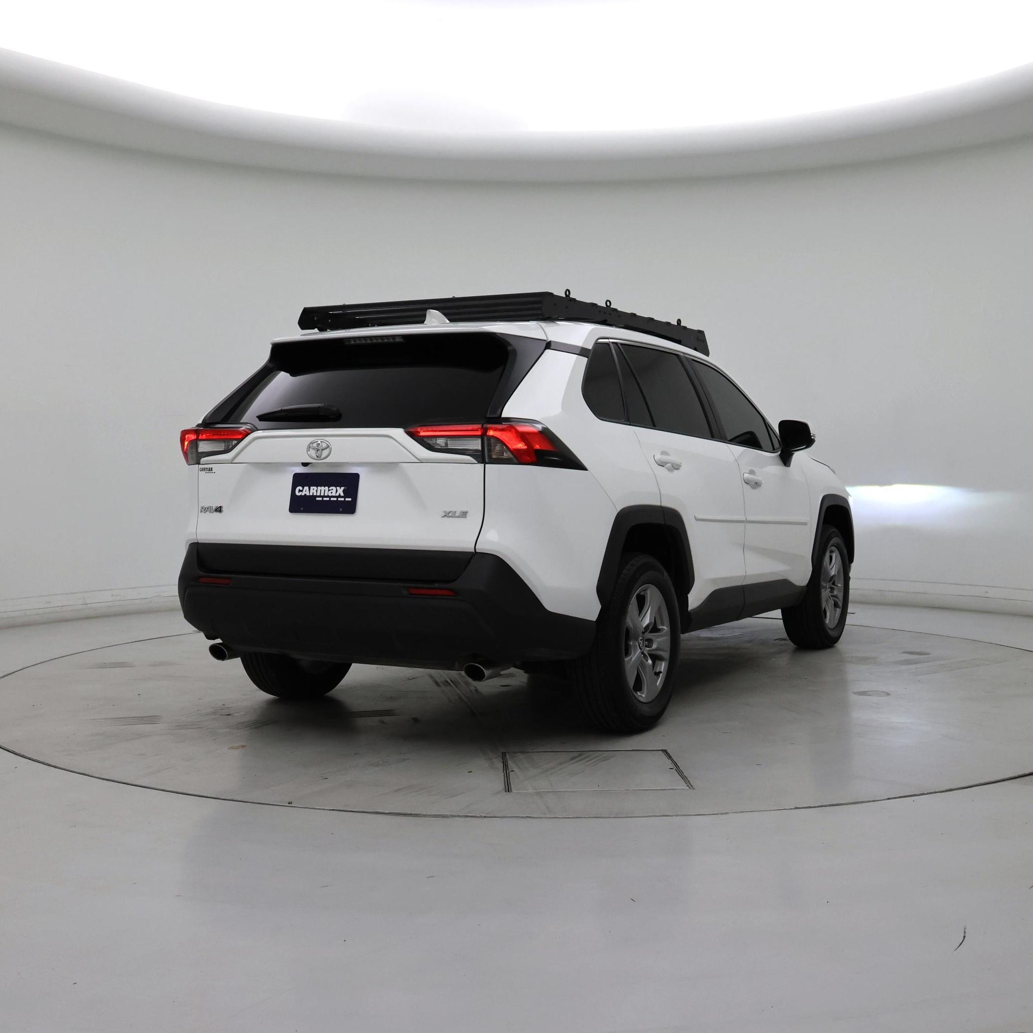 Thumbnail: 2025 Toyota RAV4 - 8