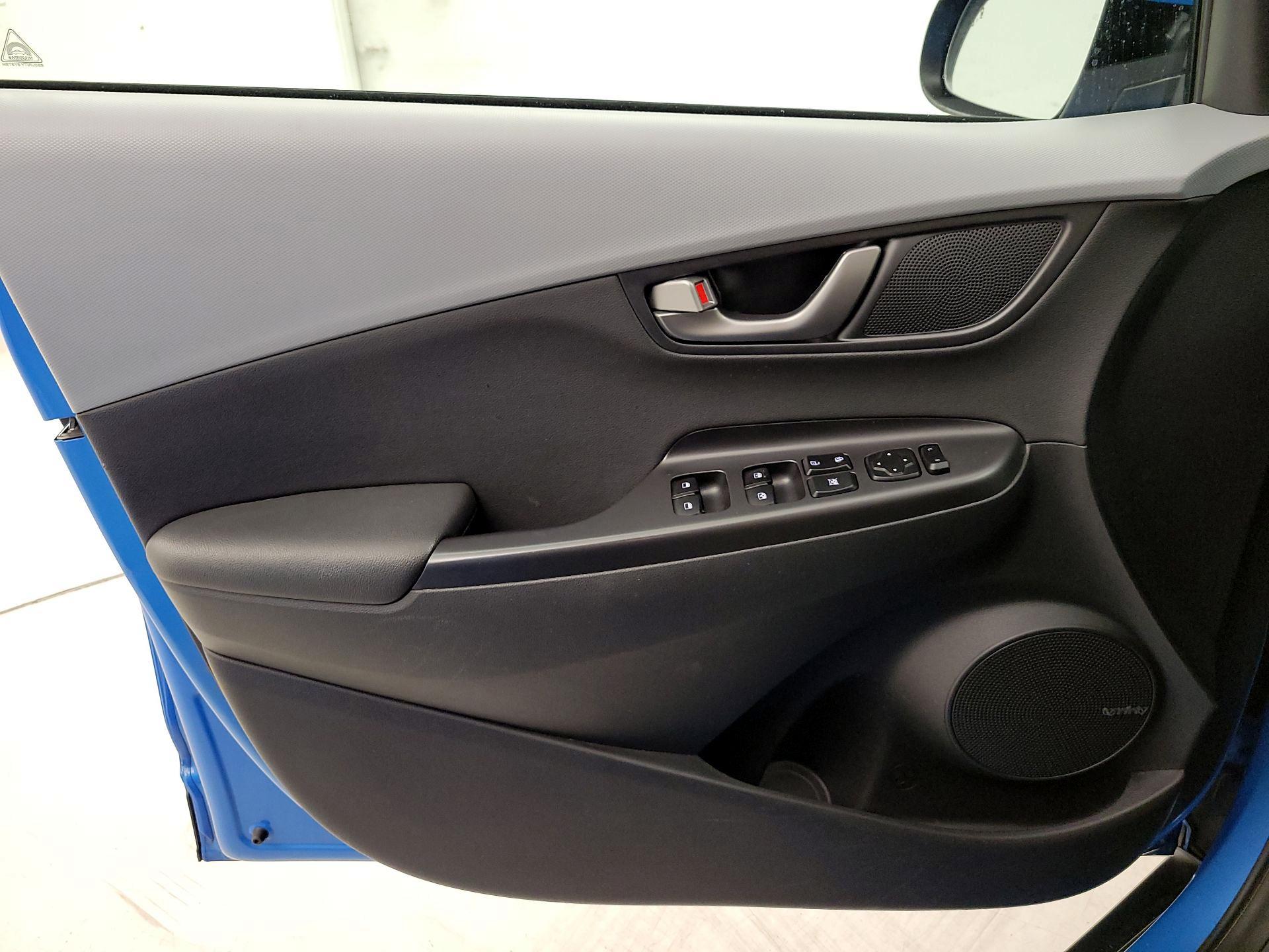 Thumbnail: 2019 Hyundai Kona - 12