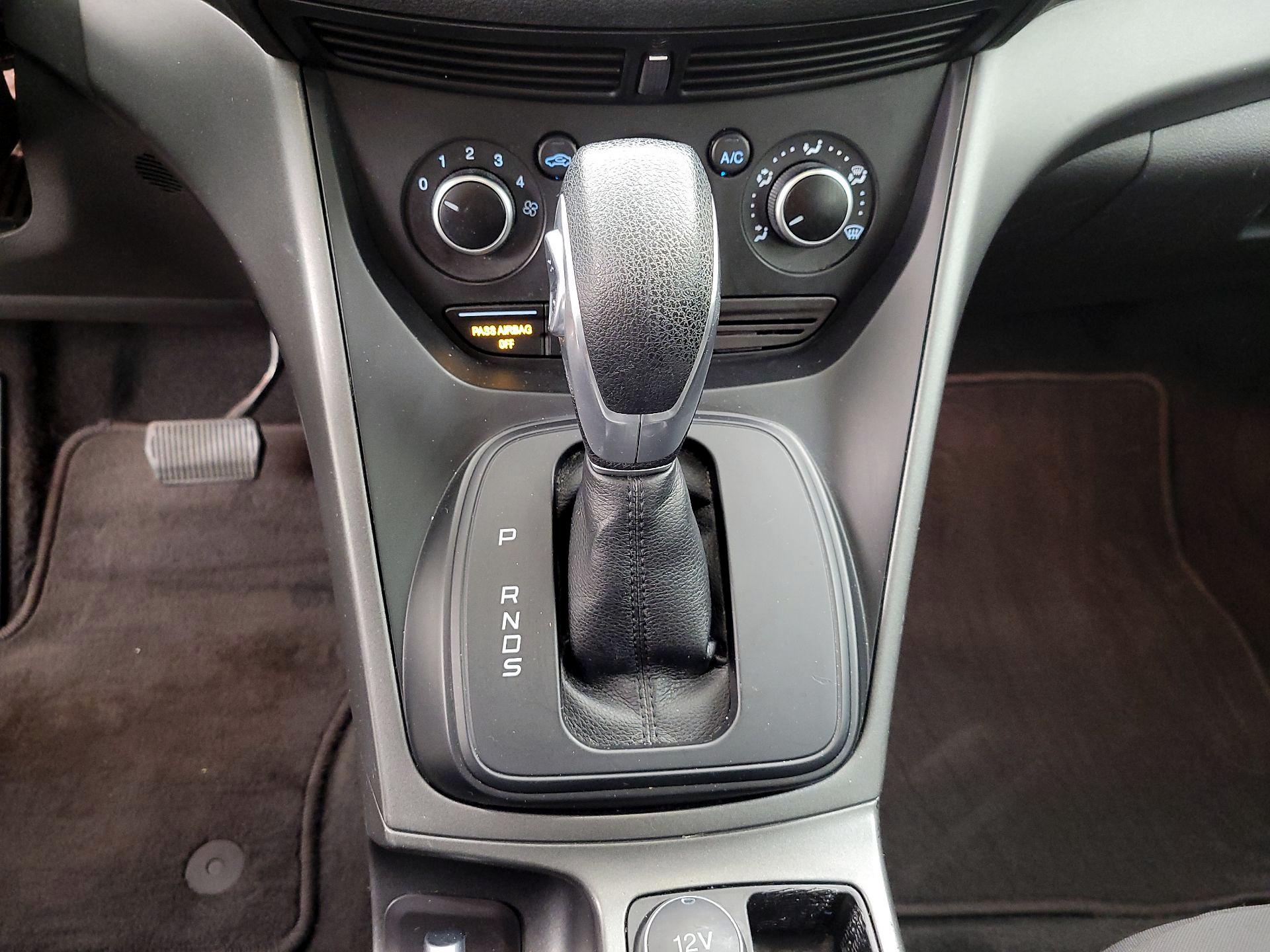 Thumbnail: 2016 Ford Escape - 17