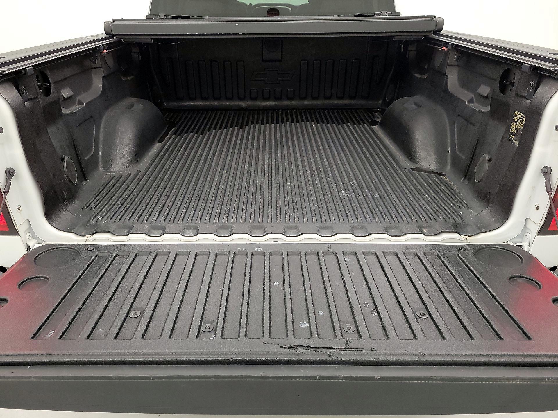 Thumbnail: 2017 Chevrolet Silverado 1500 - 19