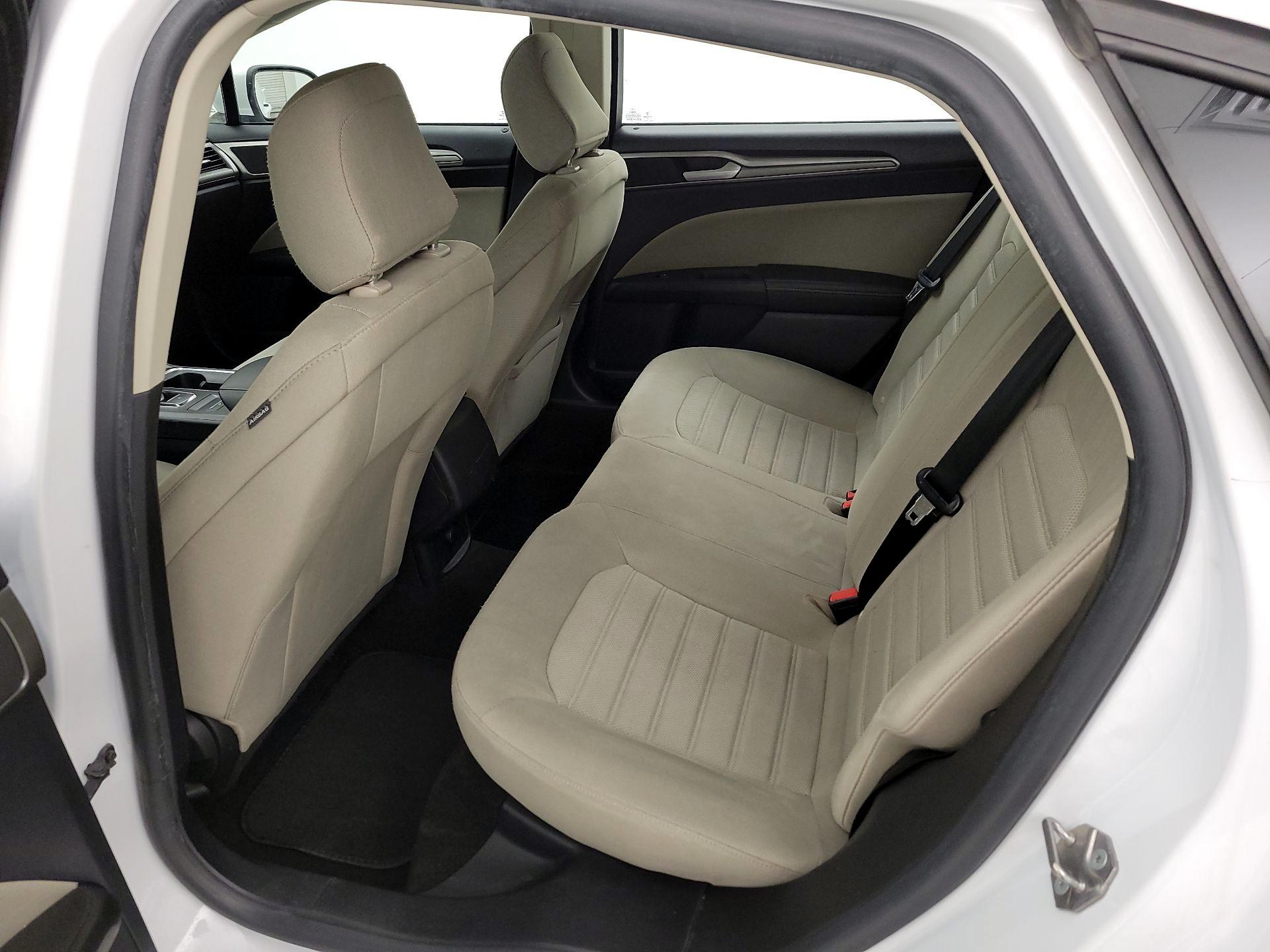 Thumbnail: 2020 Ford Fusion - 19