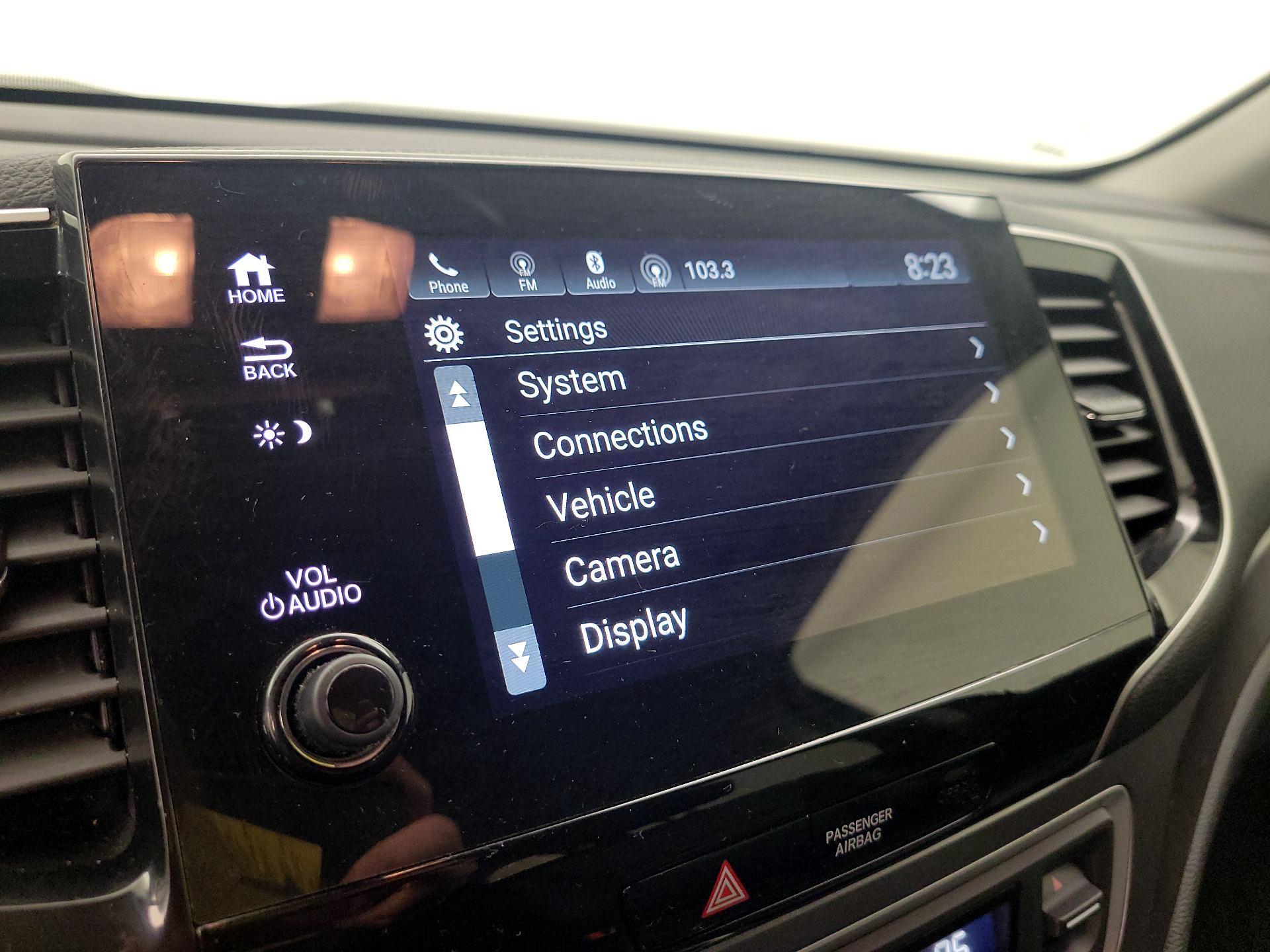 Thumbnail: 2019 Honda Pilot - 15