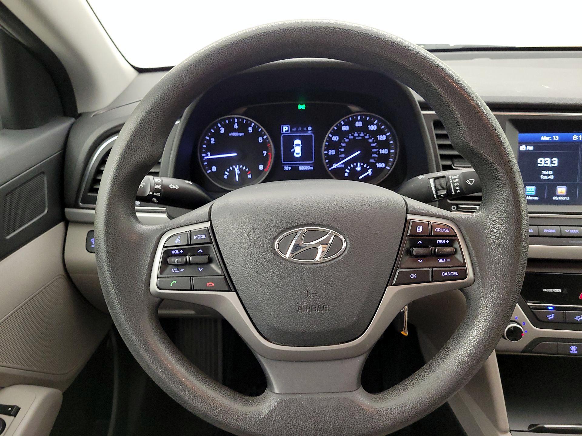 Thumbnail: 2018 Hyundai Elantra - 10