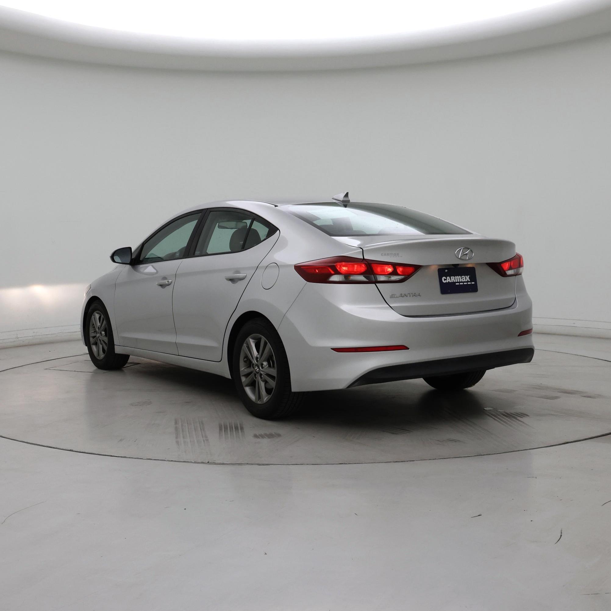 Thumbnail: 2018 Hyundai Elantra - 2