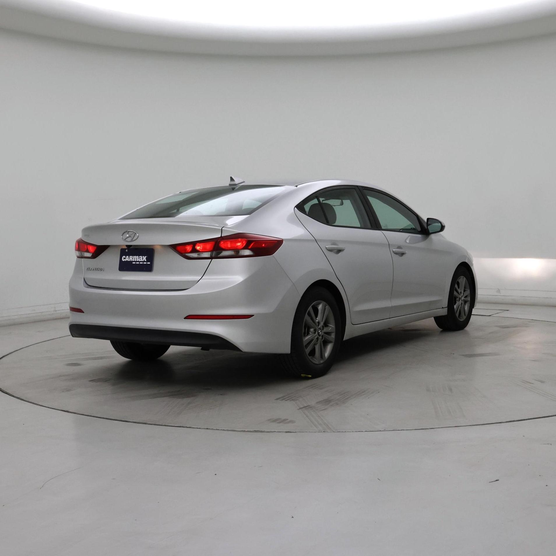 Thumbnail: 2018 Hyundai Elantra - 8
