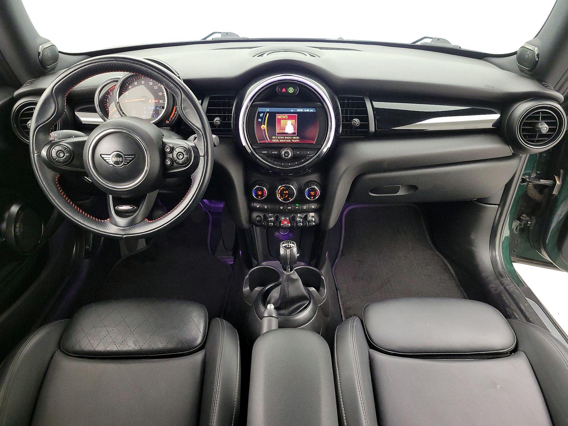 Thumbnail: 2019 MINI Cooper Hardtop - 9