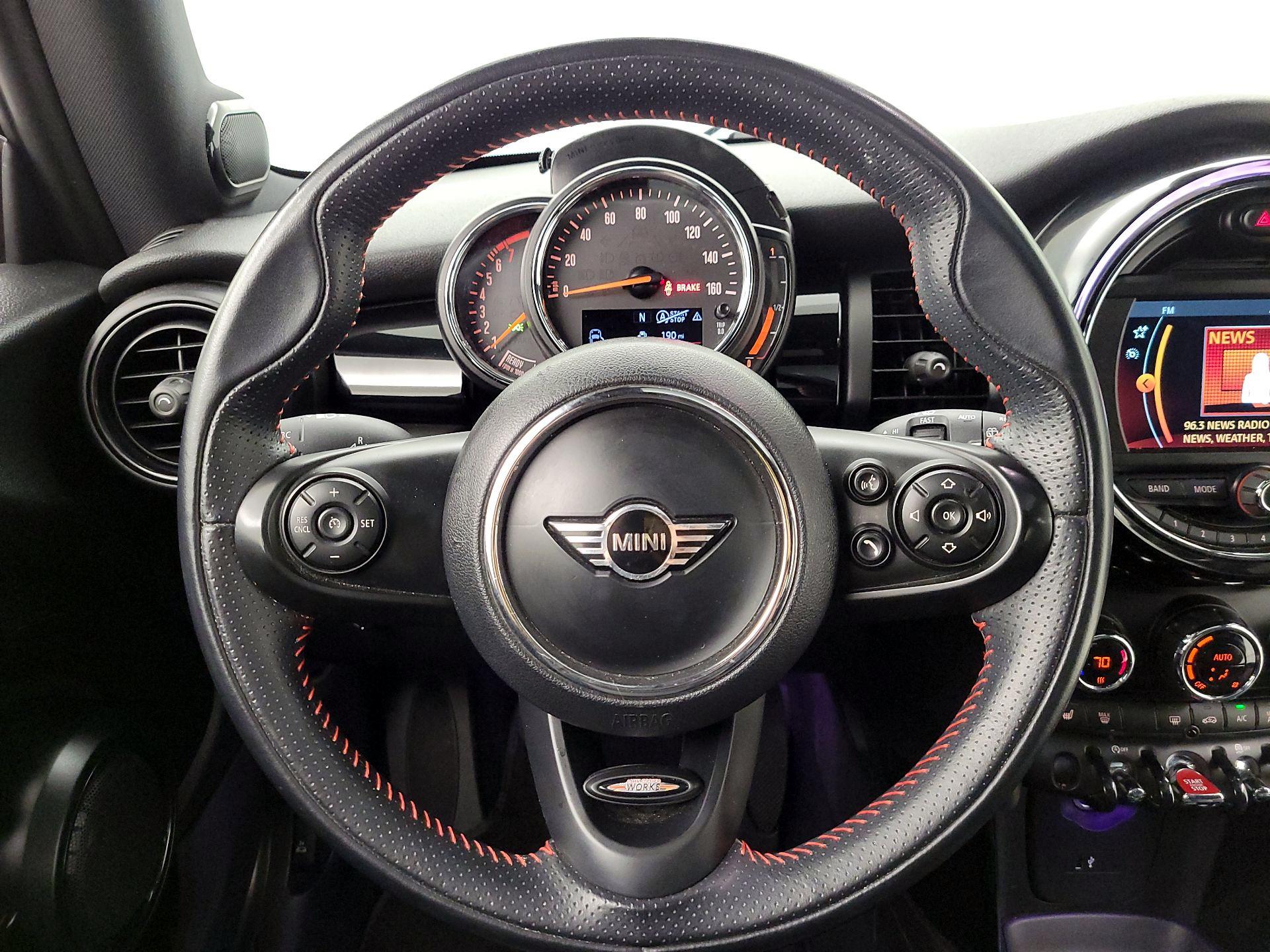 Thumbnail: 2019 MINI Cooper Hardtop - 10