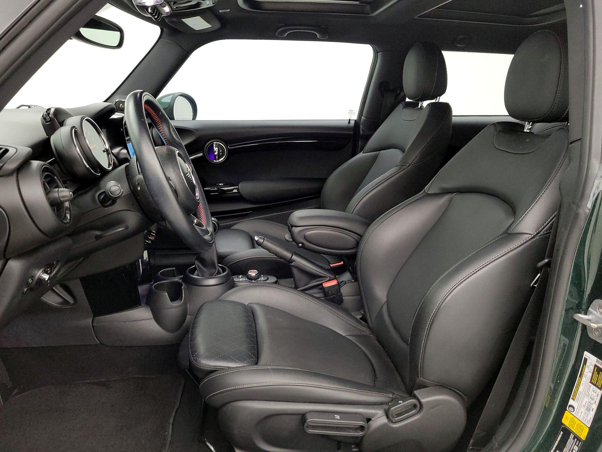 Thumbnail: 2019 MINI Cooper Hardtop - 11