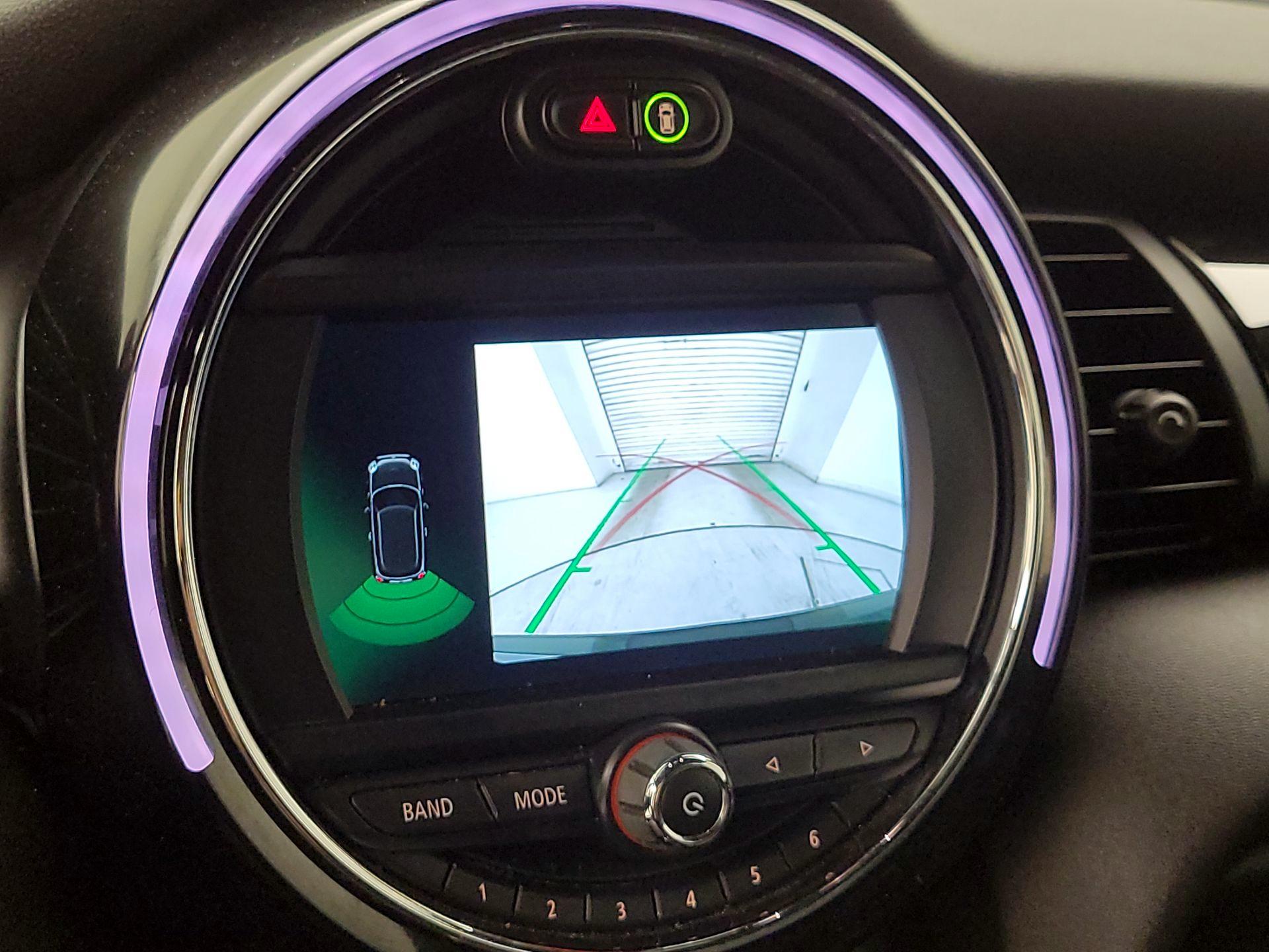 Thumbnail: 2019 MINI Cooper Hardtop - 14