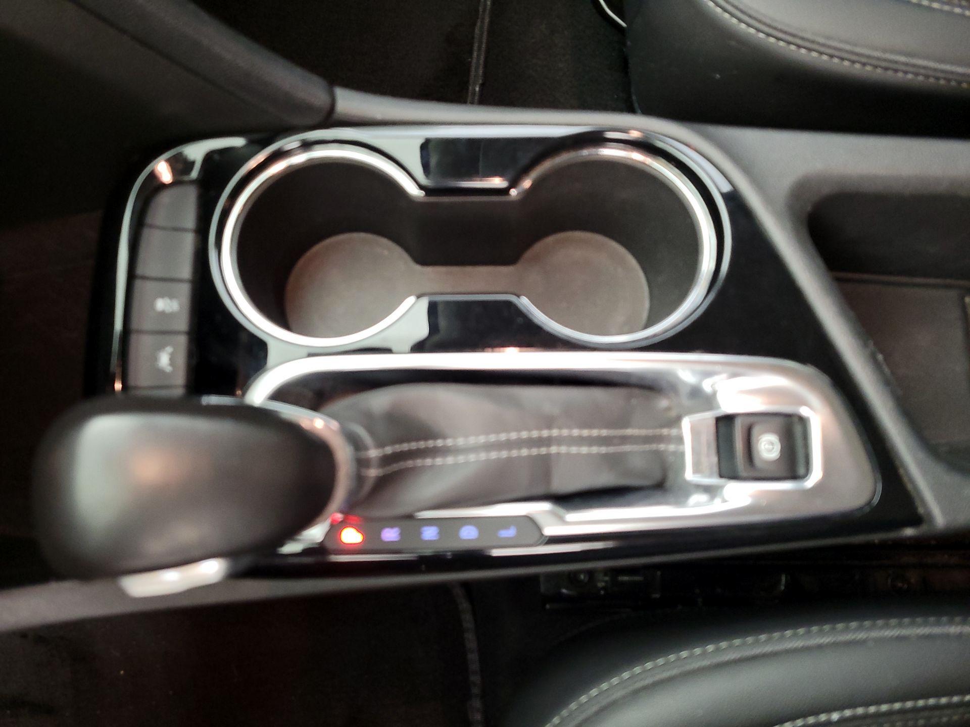 Thumbnail: 2022 Buick Encore GX - 17