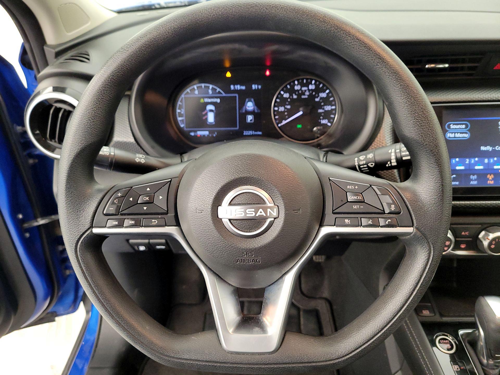 Thumbnail: 2023 Nissan Kicks - 10