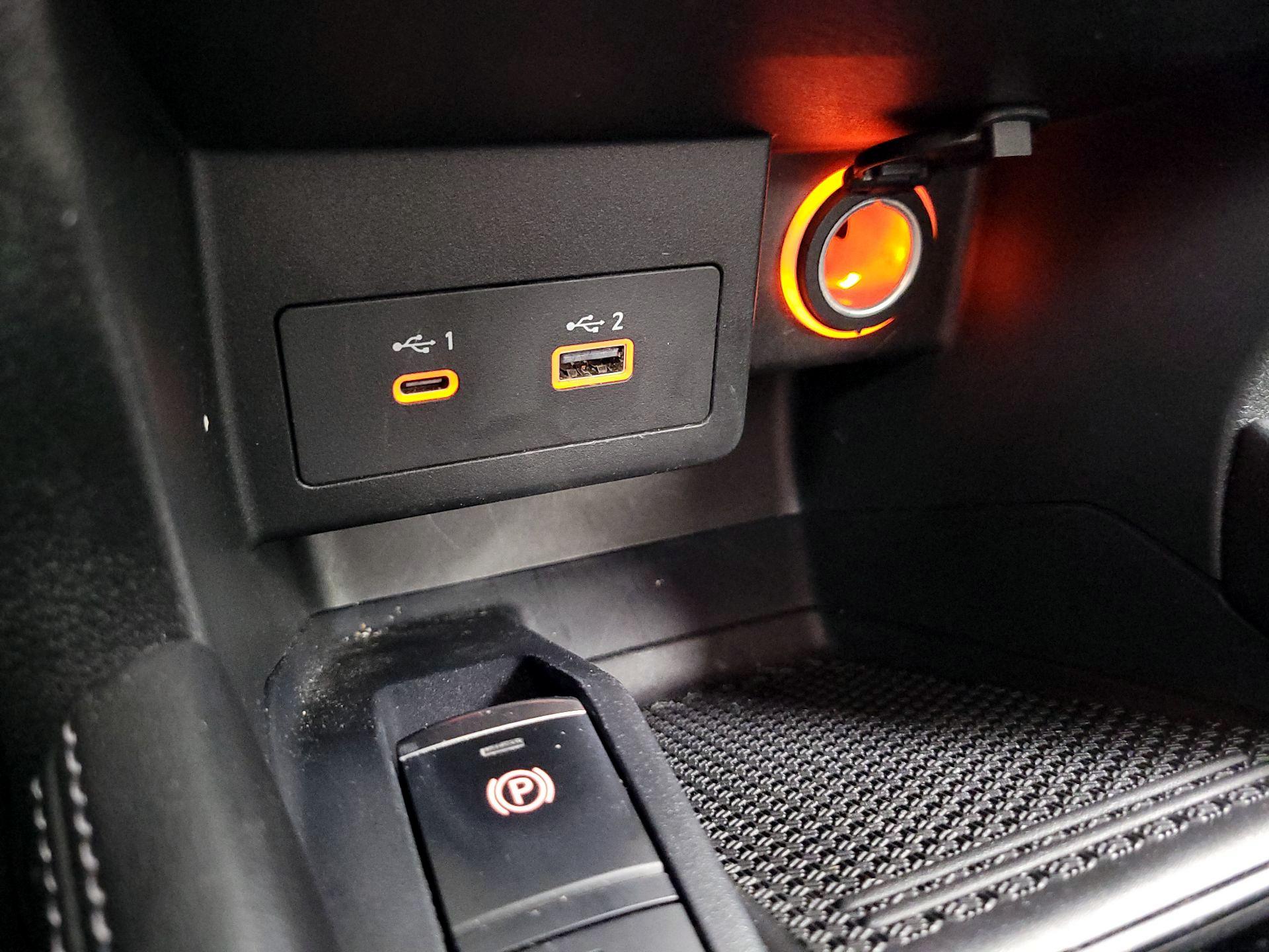 Thumbnail: 2023 Nissan Kicks - 18