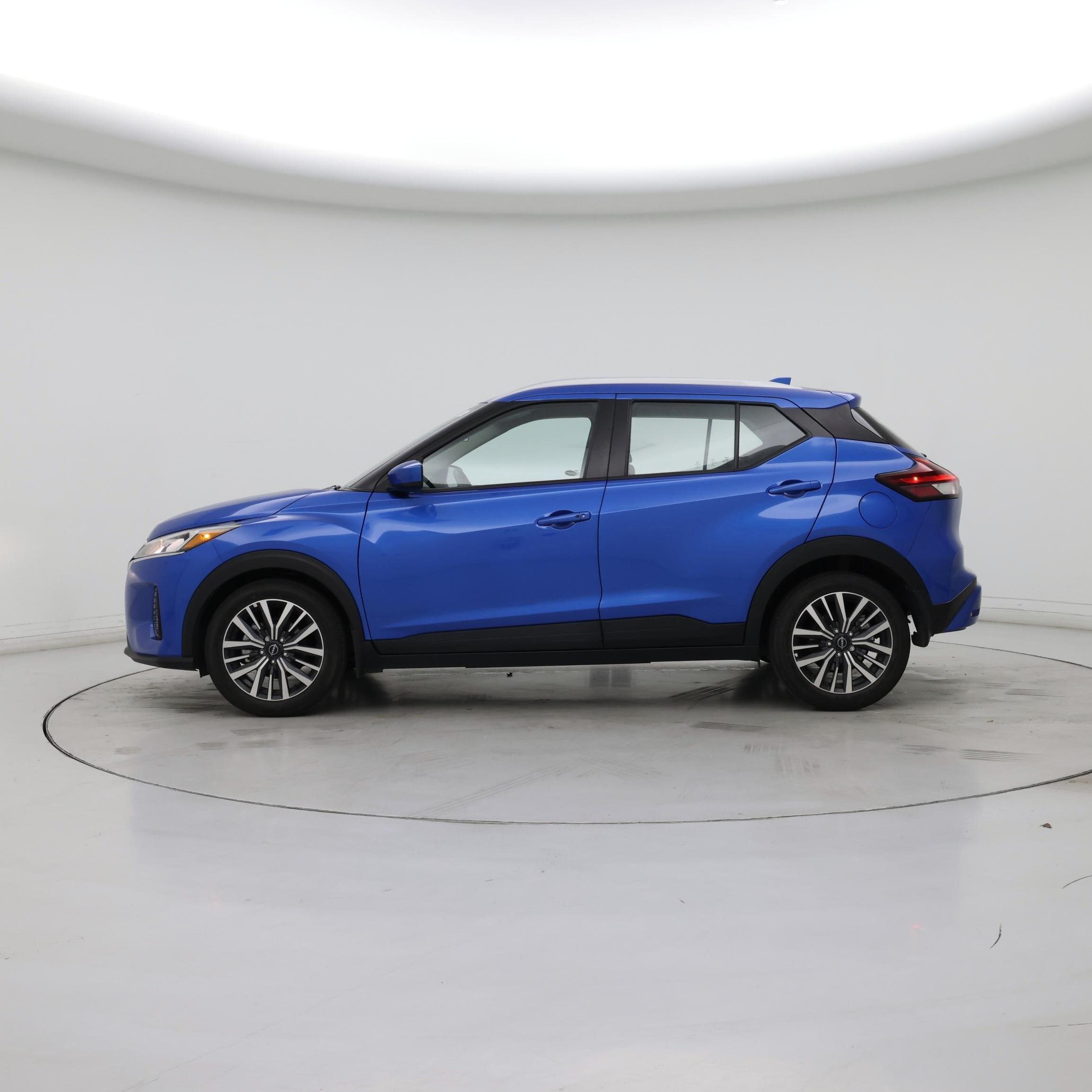 Thumbnail: 2023 Nissan Kicks - 3
