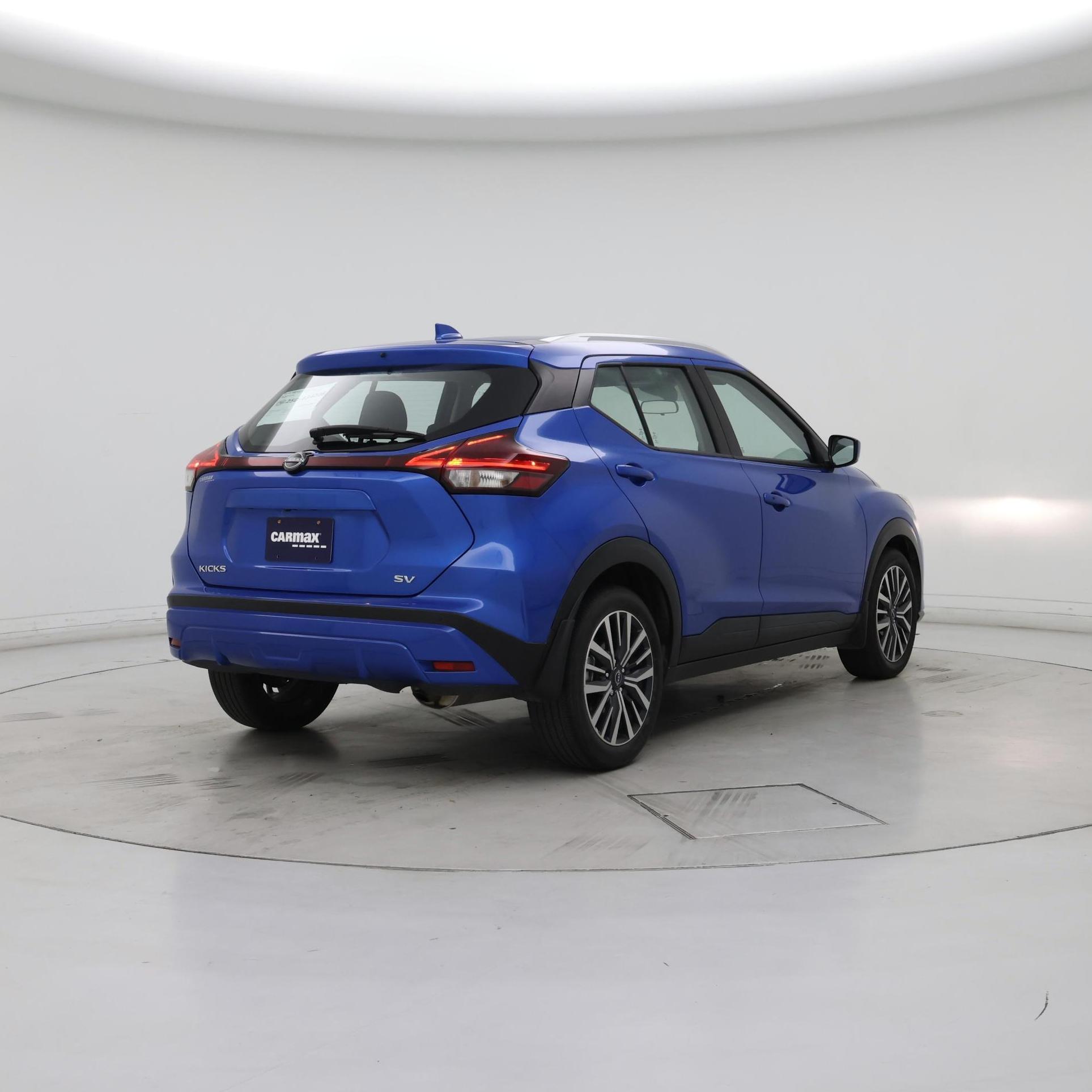 Thumbnail: 2023 Nissan Kicks - 8