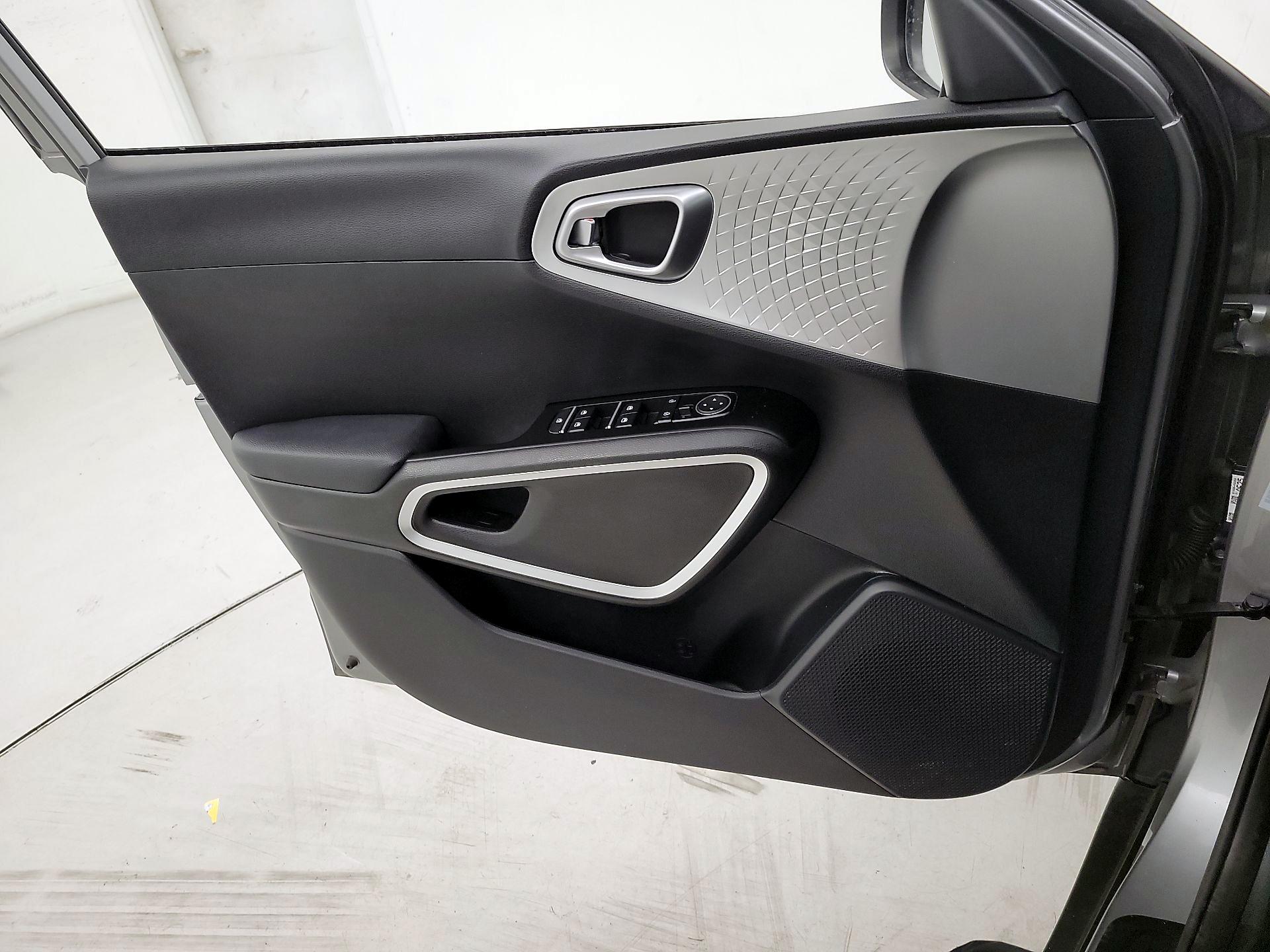 Thumbnail: 2024 Kia Soul - 12