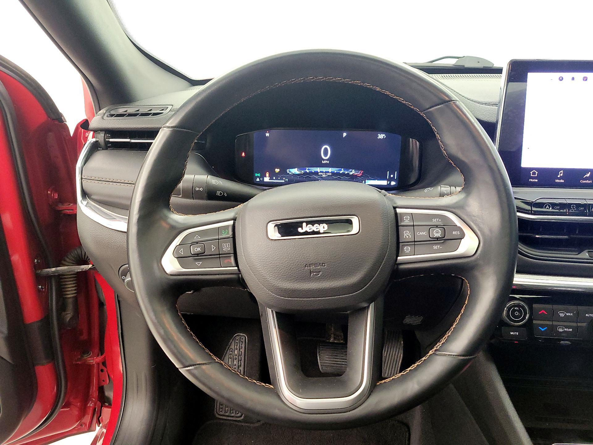 Thumbnail: 2022 Jeep Compass - 10