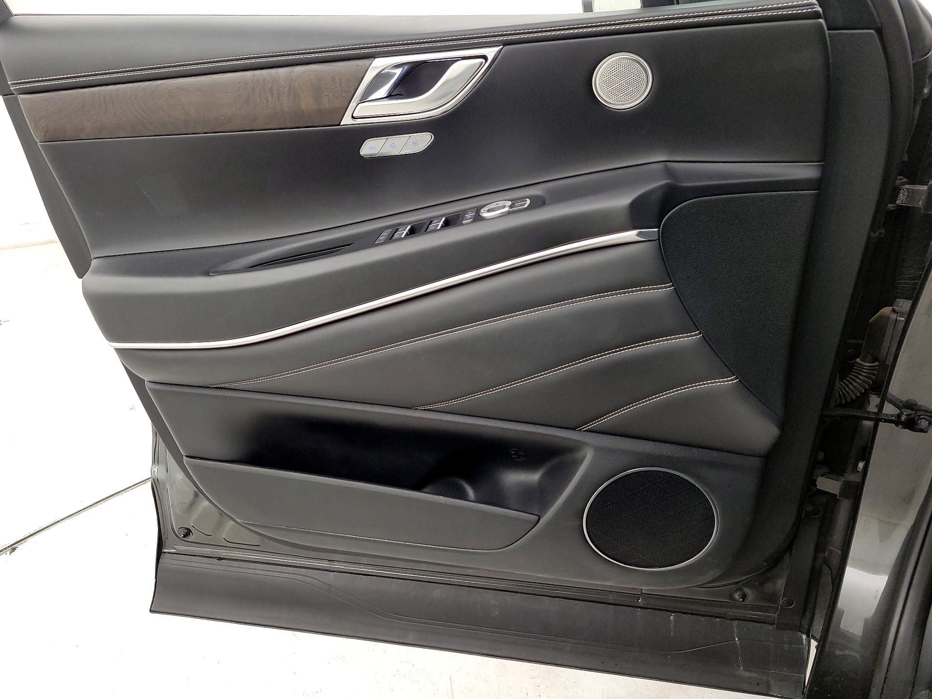 Thumbnail: 2024 Genesis GV80 - 12