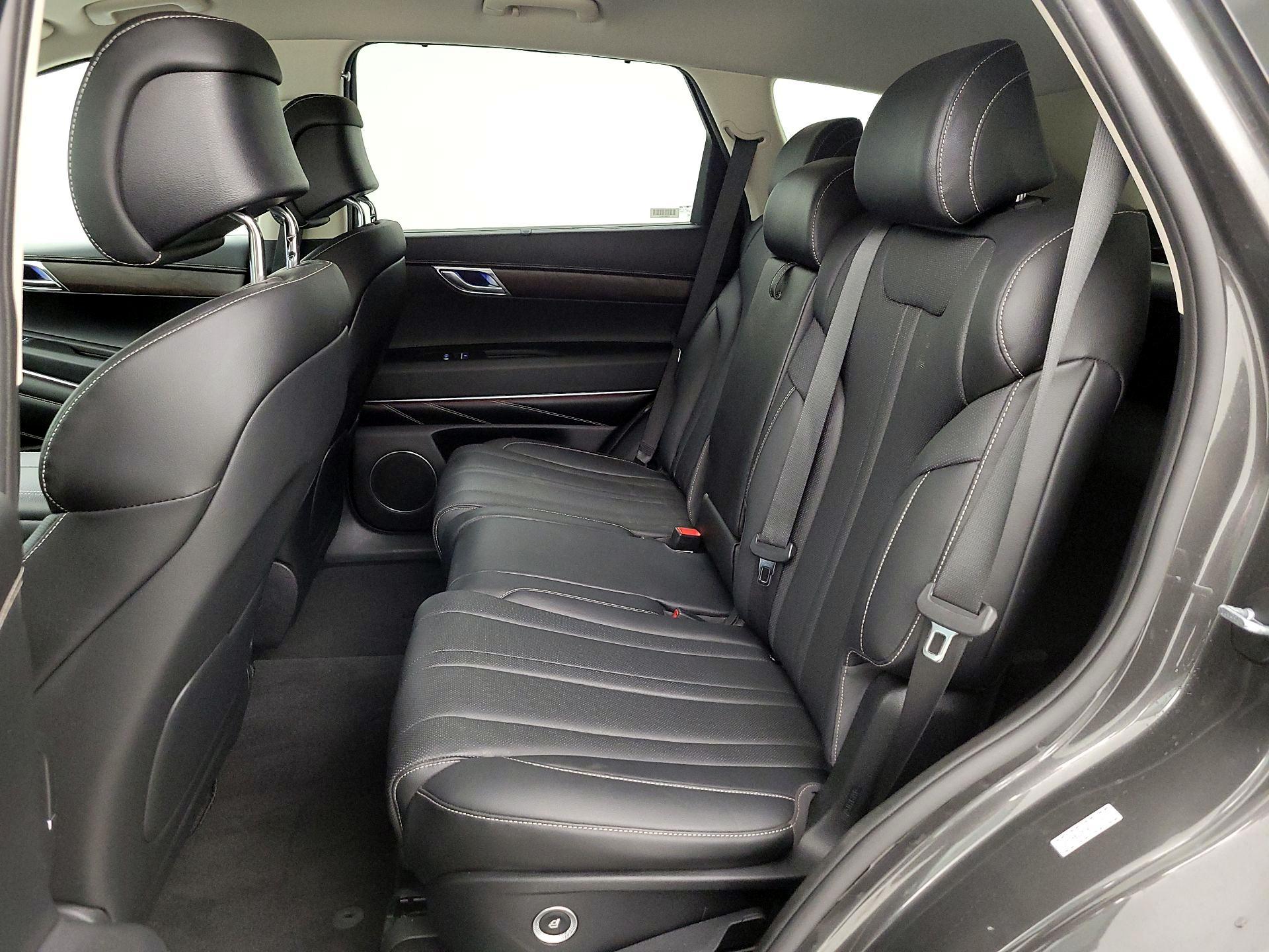 Thumbnail: 2024 Genesis GV80 - 19