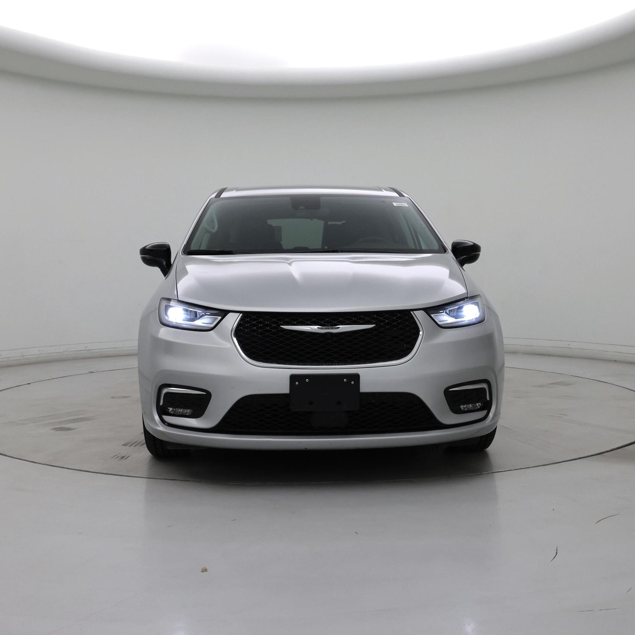 Thumbnail: 2024 Chrysler Pacifica - 5