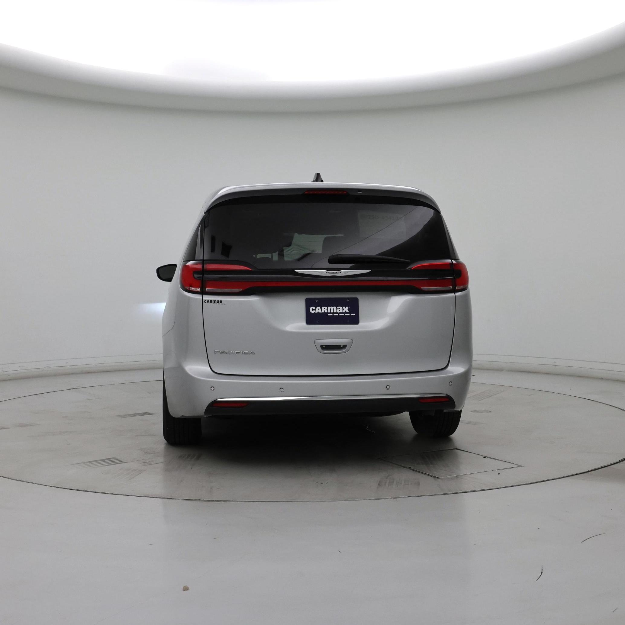 Thumbnail: 2024 Chrysler Pacifica - 6