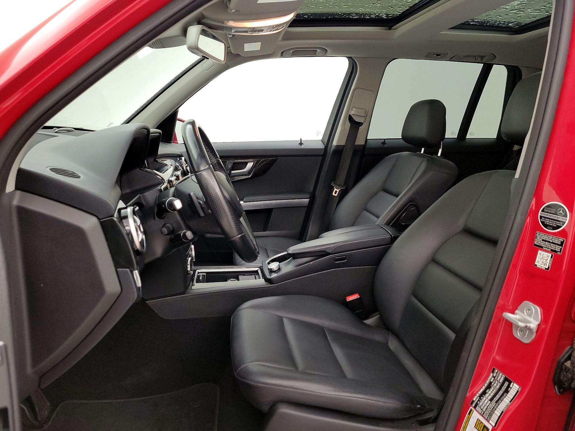 Thumbnail: 2015 Mercedes-Benz GLK - 11