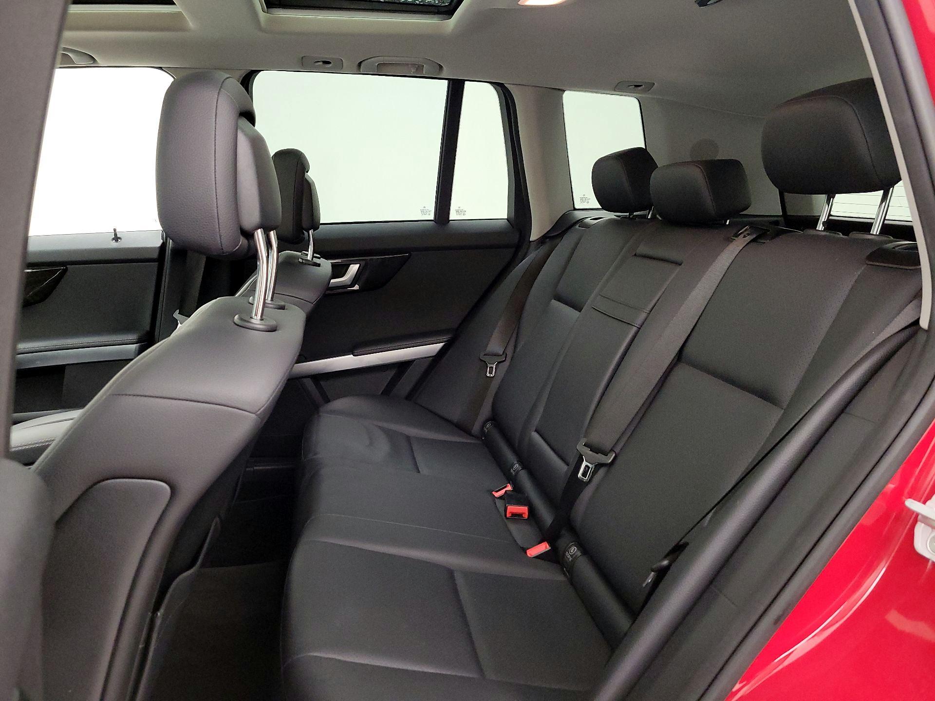 Thumbnail: 2015 Mercedes-Benz GLK - 19