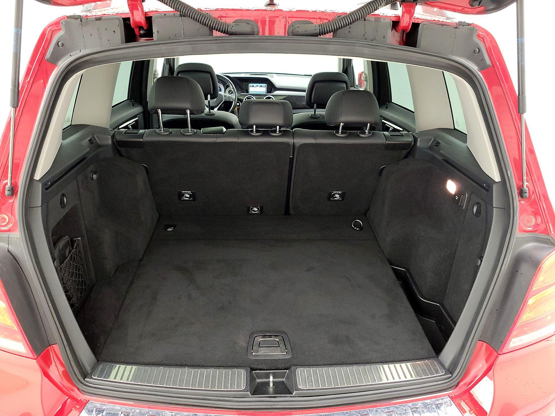 Thumbnail: 2015 Mercedes-Benz GLK - 20