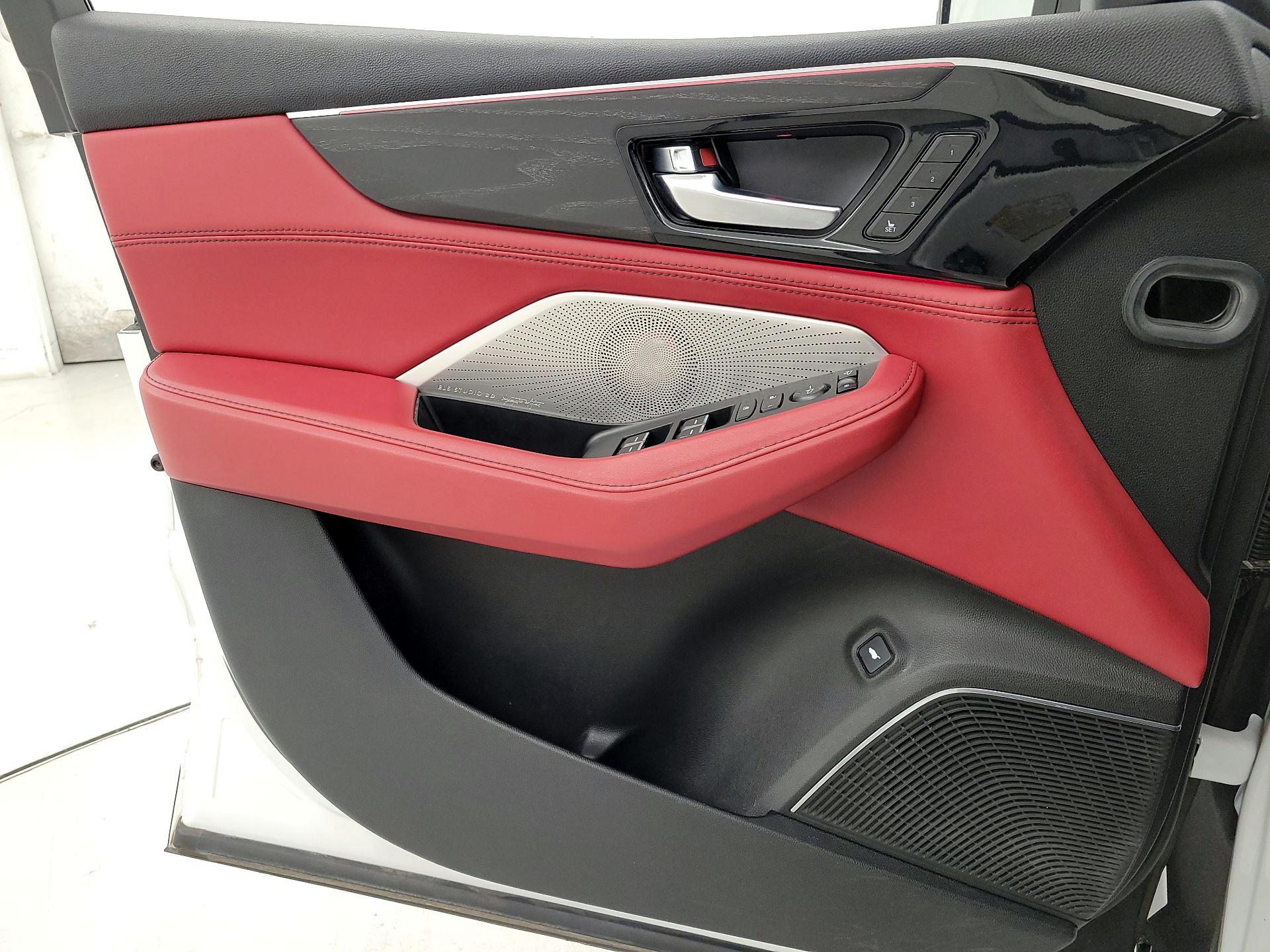 Thumbnail: 2022 Acura MDX - 12