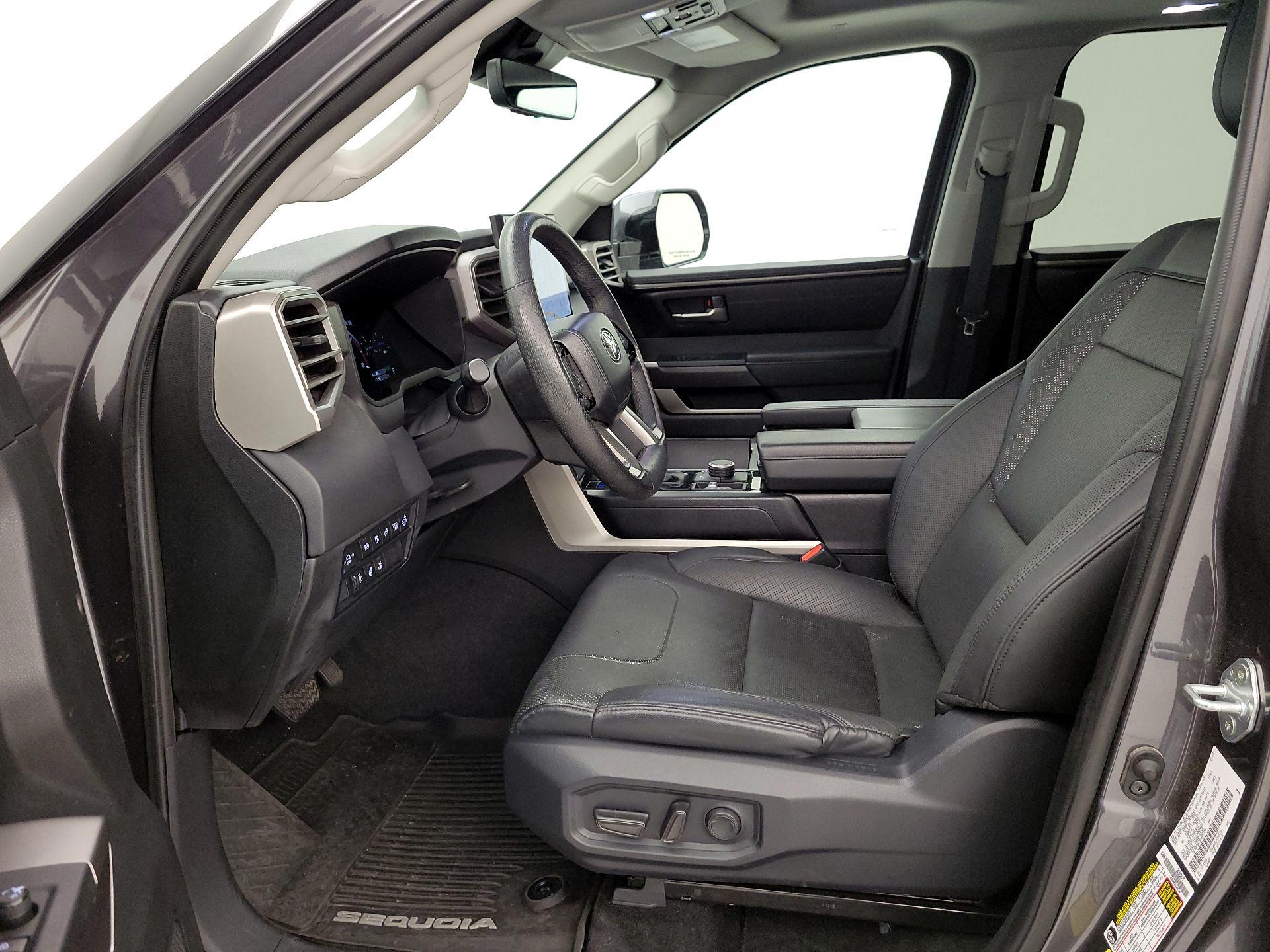 Thumbnail: 2023 Toyota Sequoia - 11