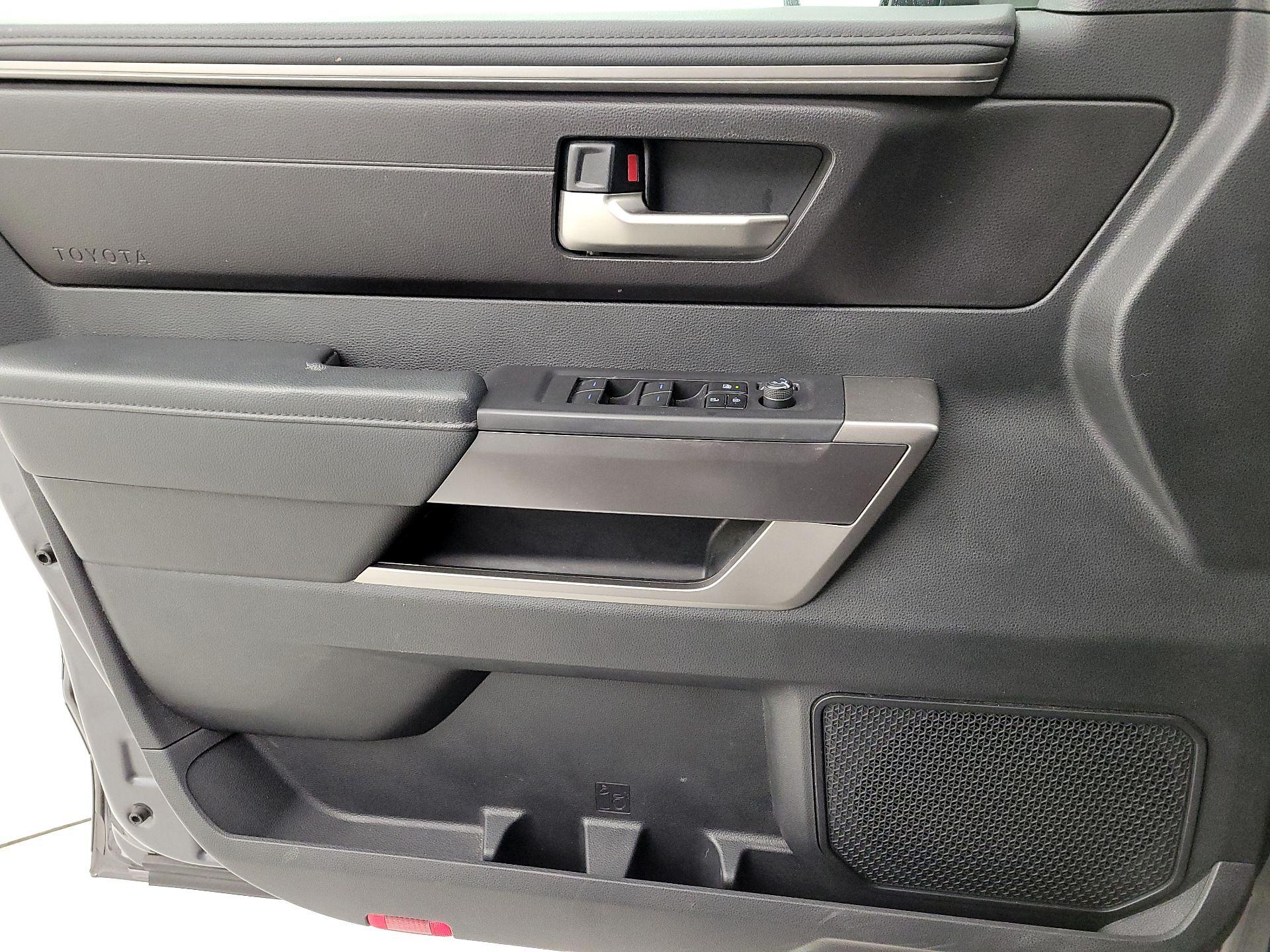 Thumbnail: 2023 Toyota Sequoia - 12