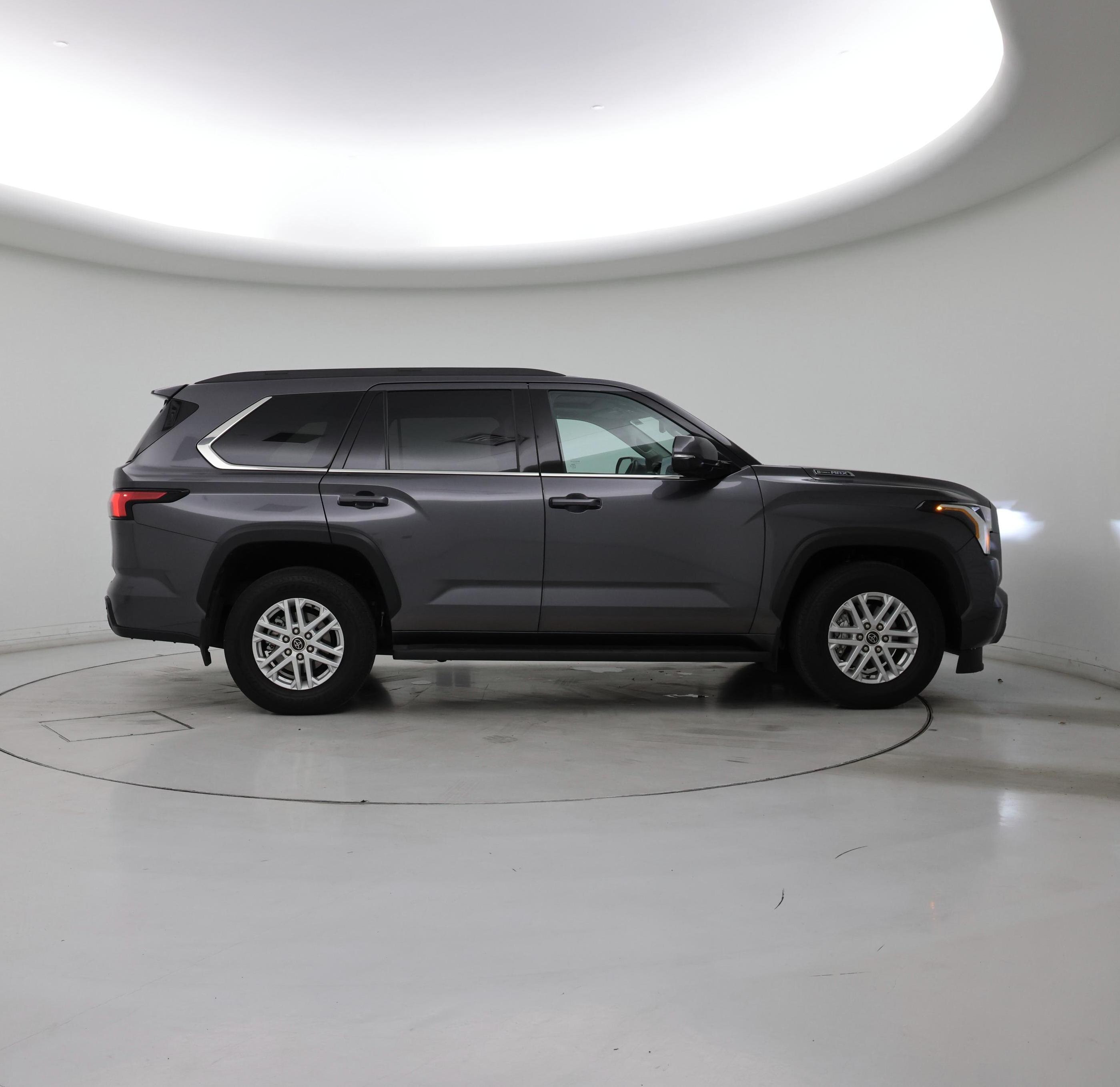 Thumbnail: 2023 Toyota Sequoia - 7