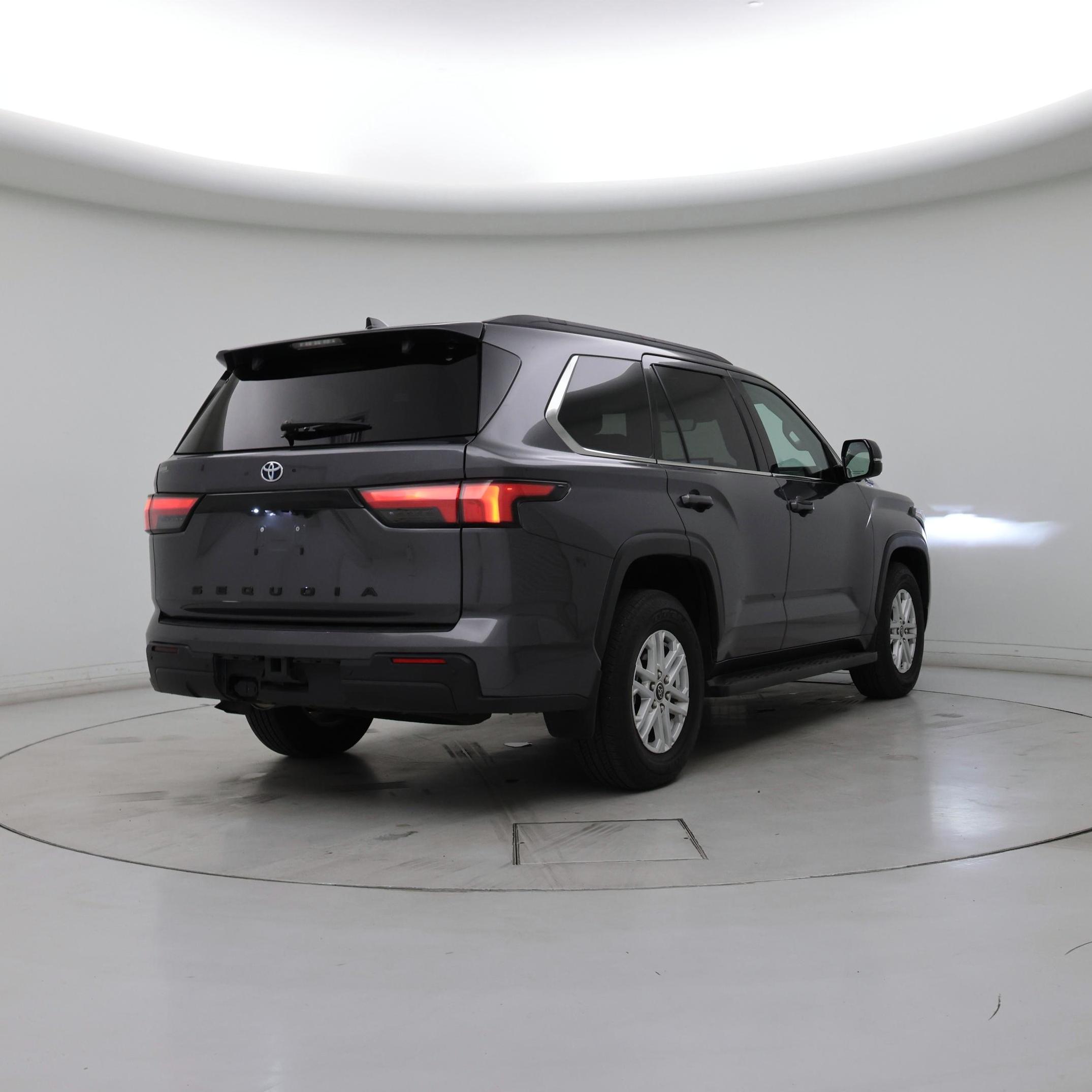 Thumbnail: 2023 Toyota Sequoia - 8