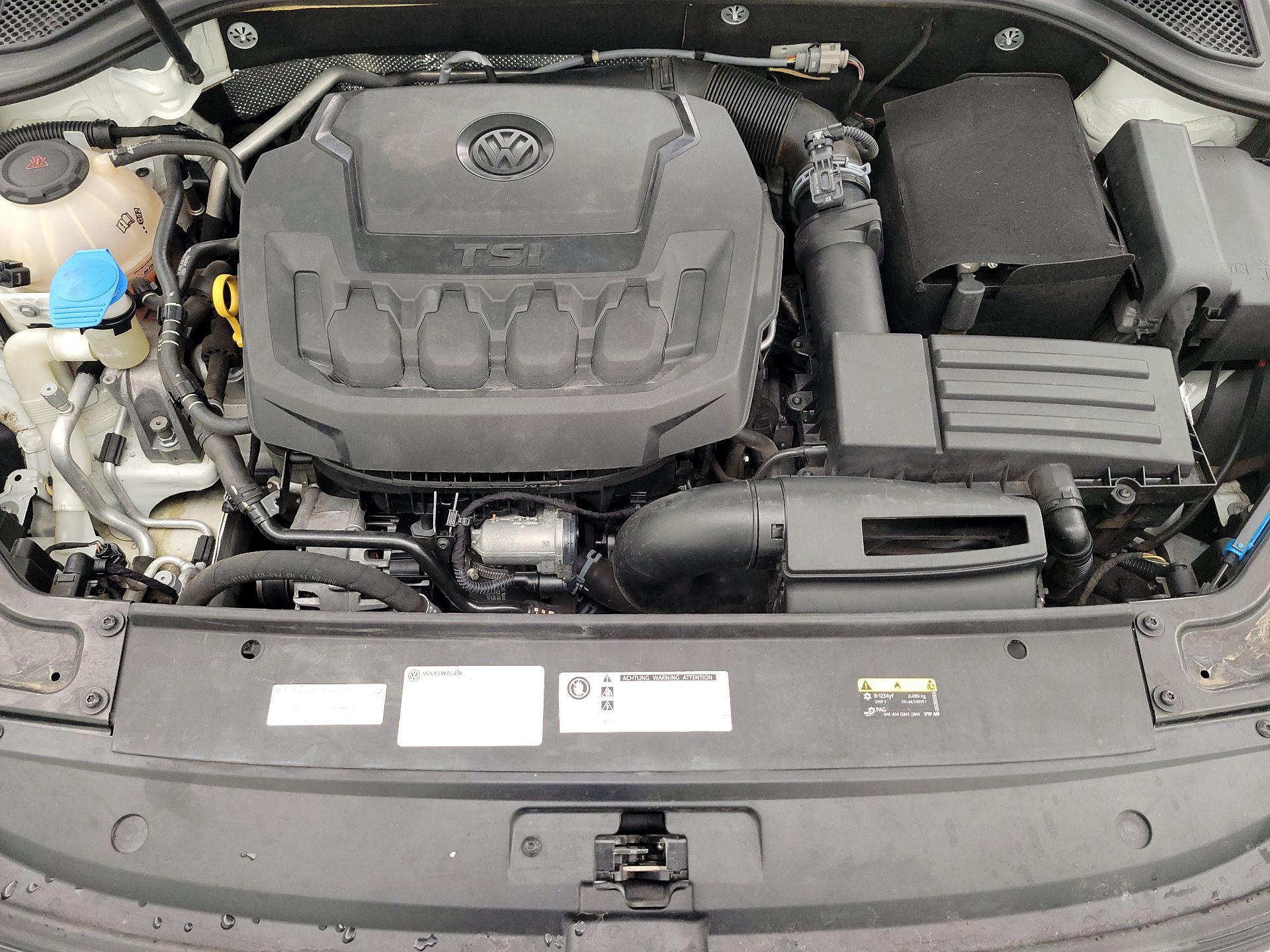 Thumbnail: 2018 Volkswagen Passat - 20