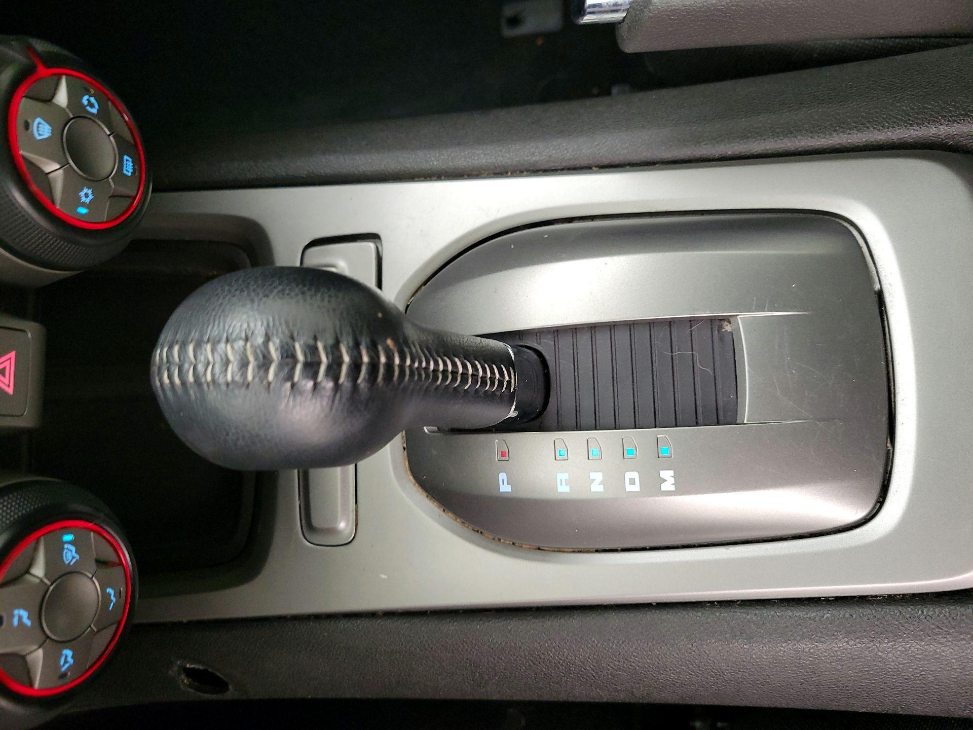 Thumbnail: 2014 Chevrolet Camaro - 16