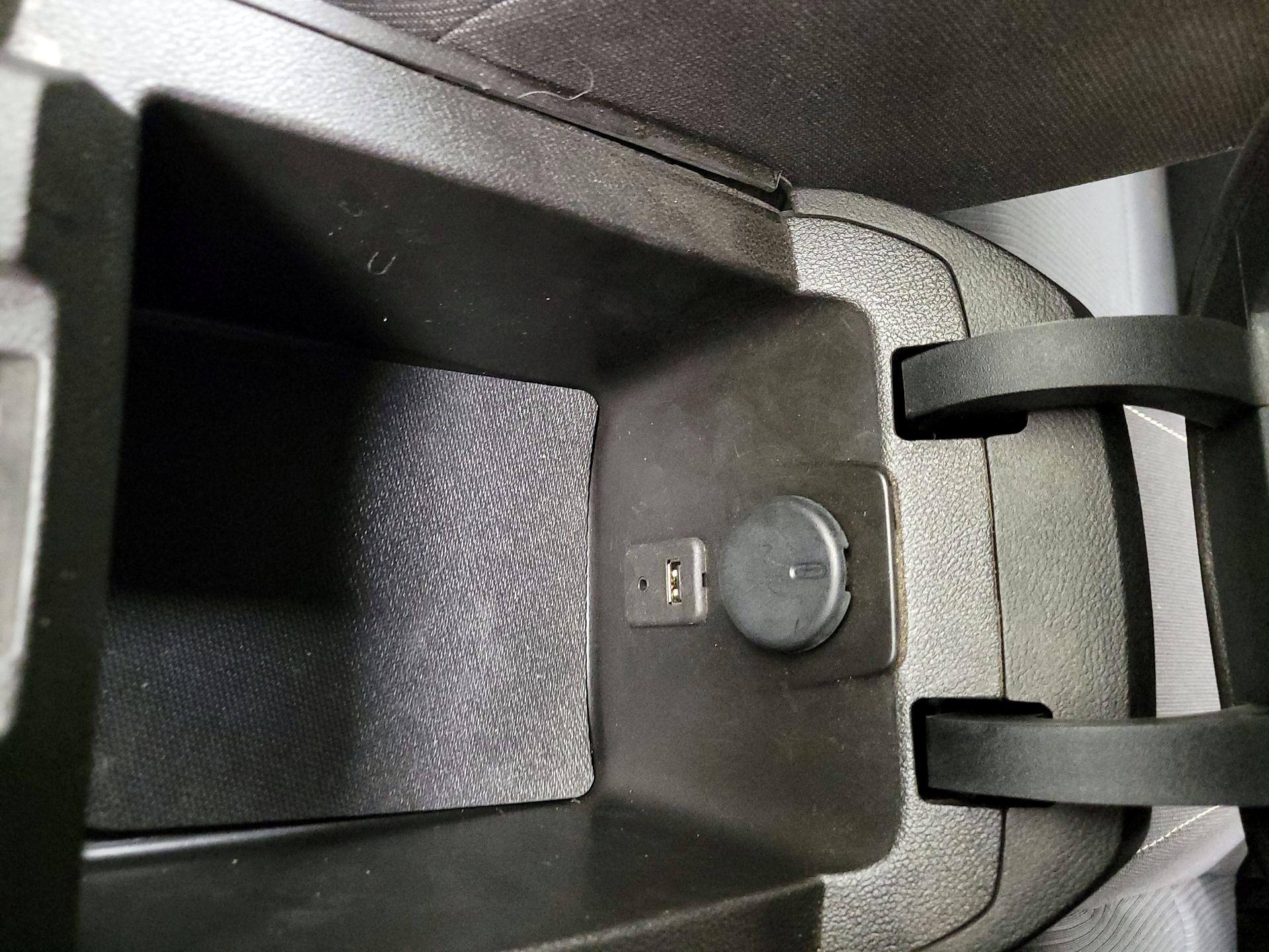 Thumbnail: 2014 Chevrolet Camaro - 17