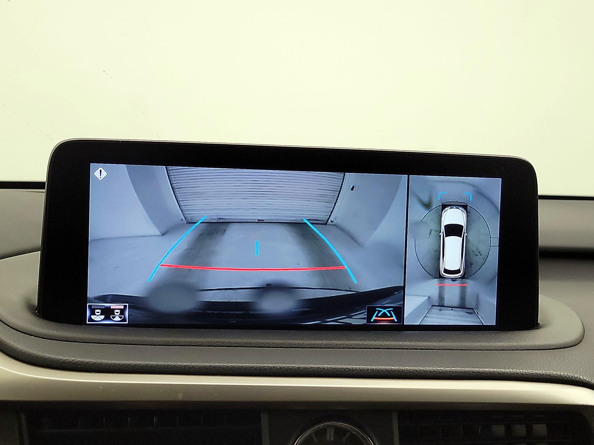 Thumbnail: 2021 Lexus RX - 15