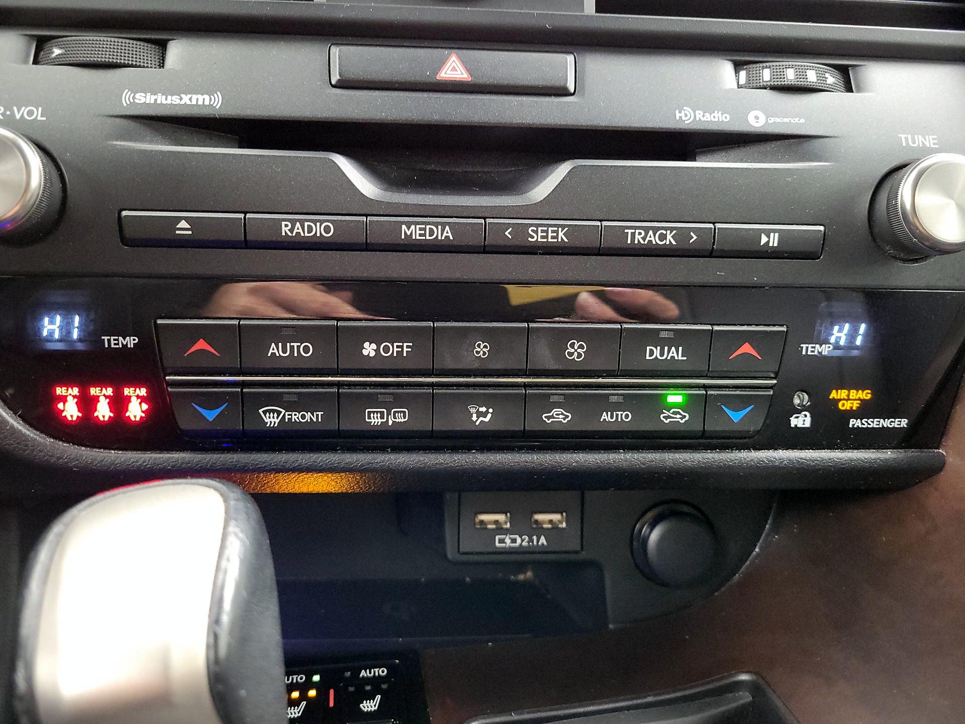 Thumbnail: 2021 Lexus RX - 17