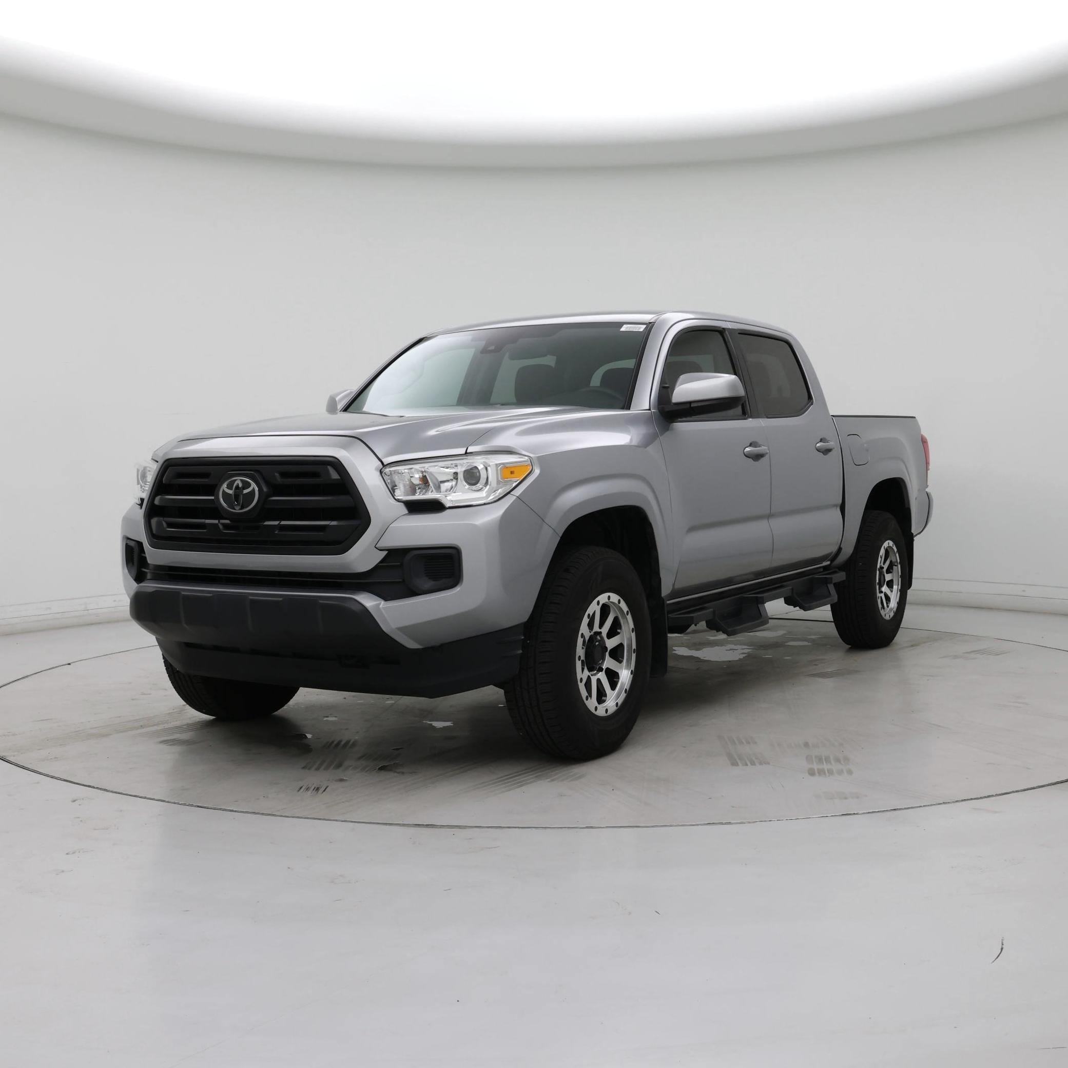Thumbnail: 2019 Toyota Tacoma - 4