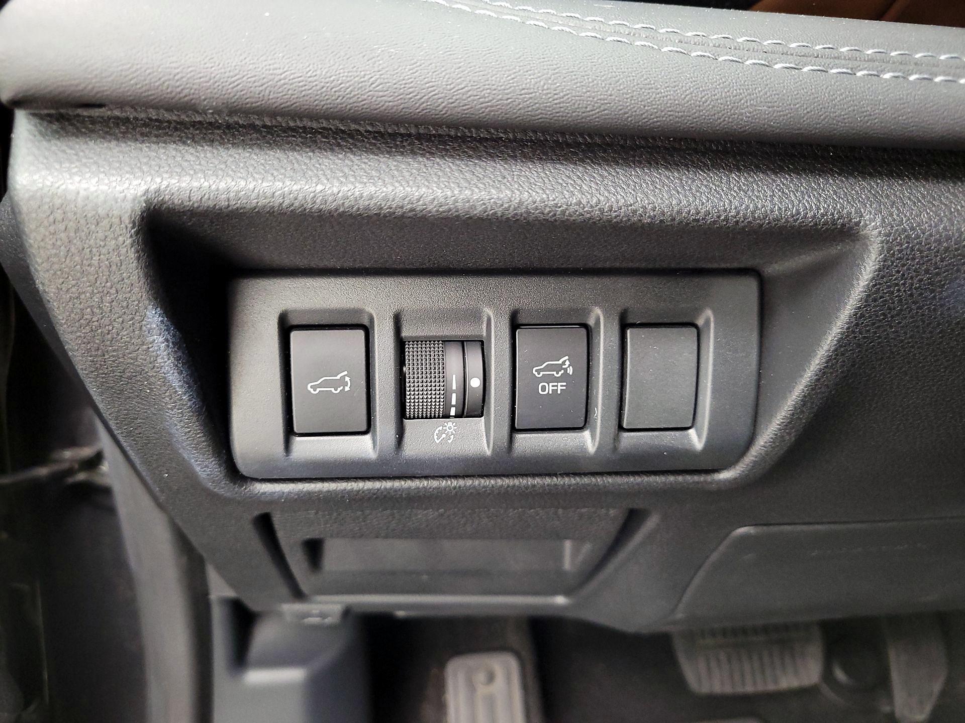 Thumbnail: 2020 Subaru Outback - 13