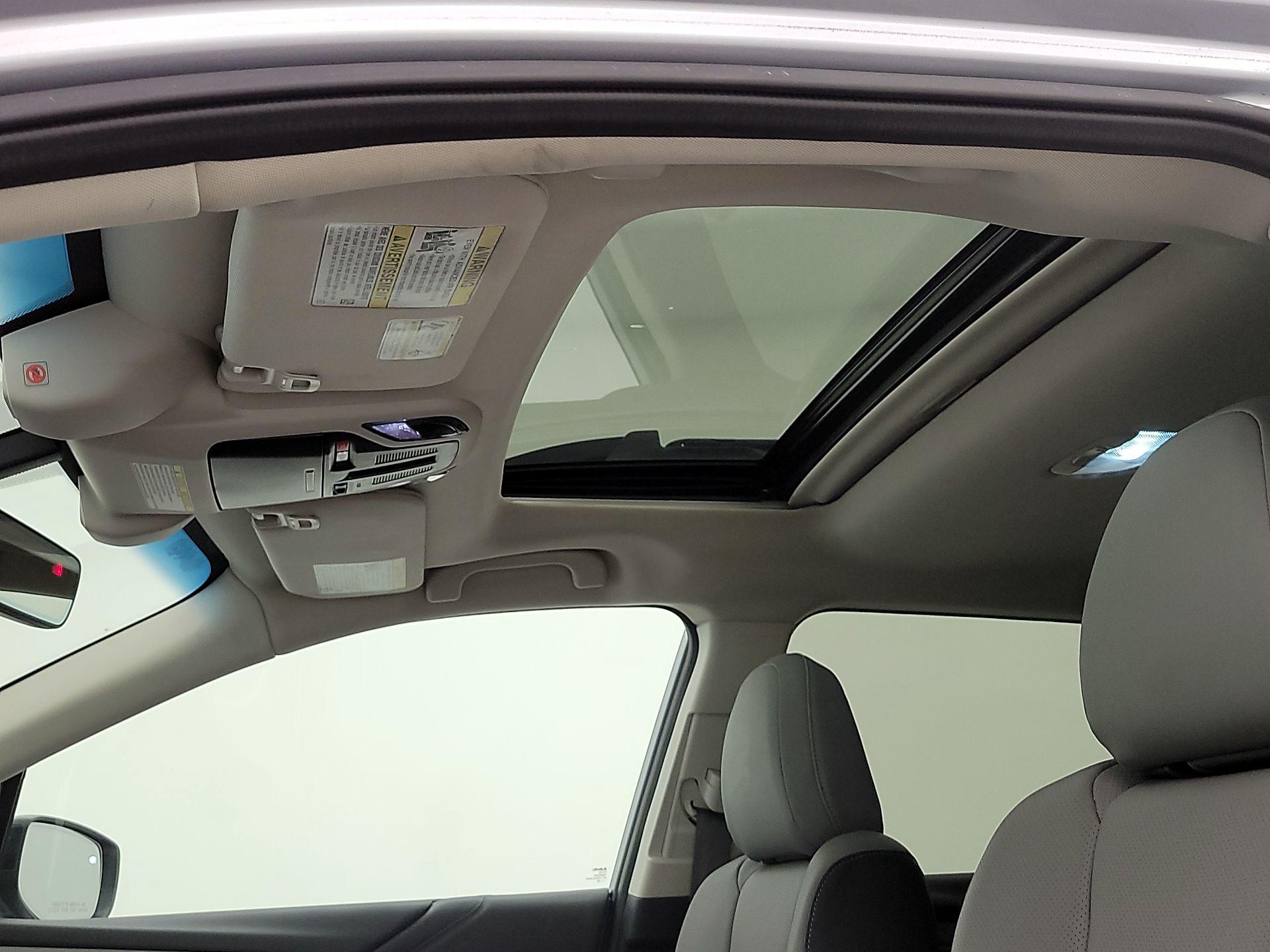 Thumbnail: 2022 Subaru Outback - 19