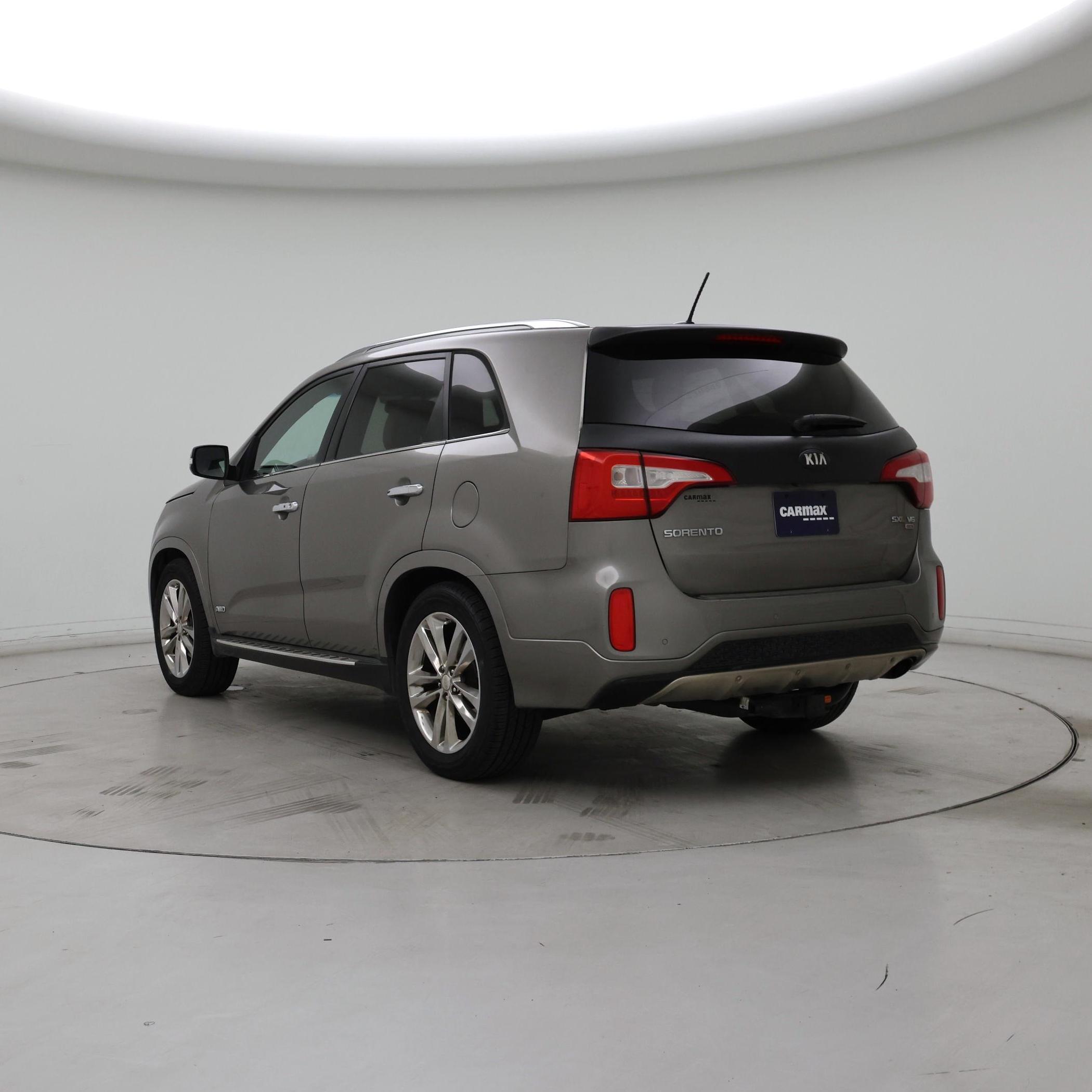 Thumbnail: 2014 Kia Sorento - 2