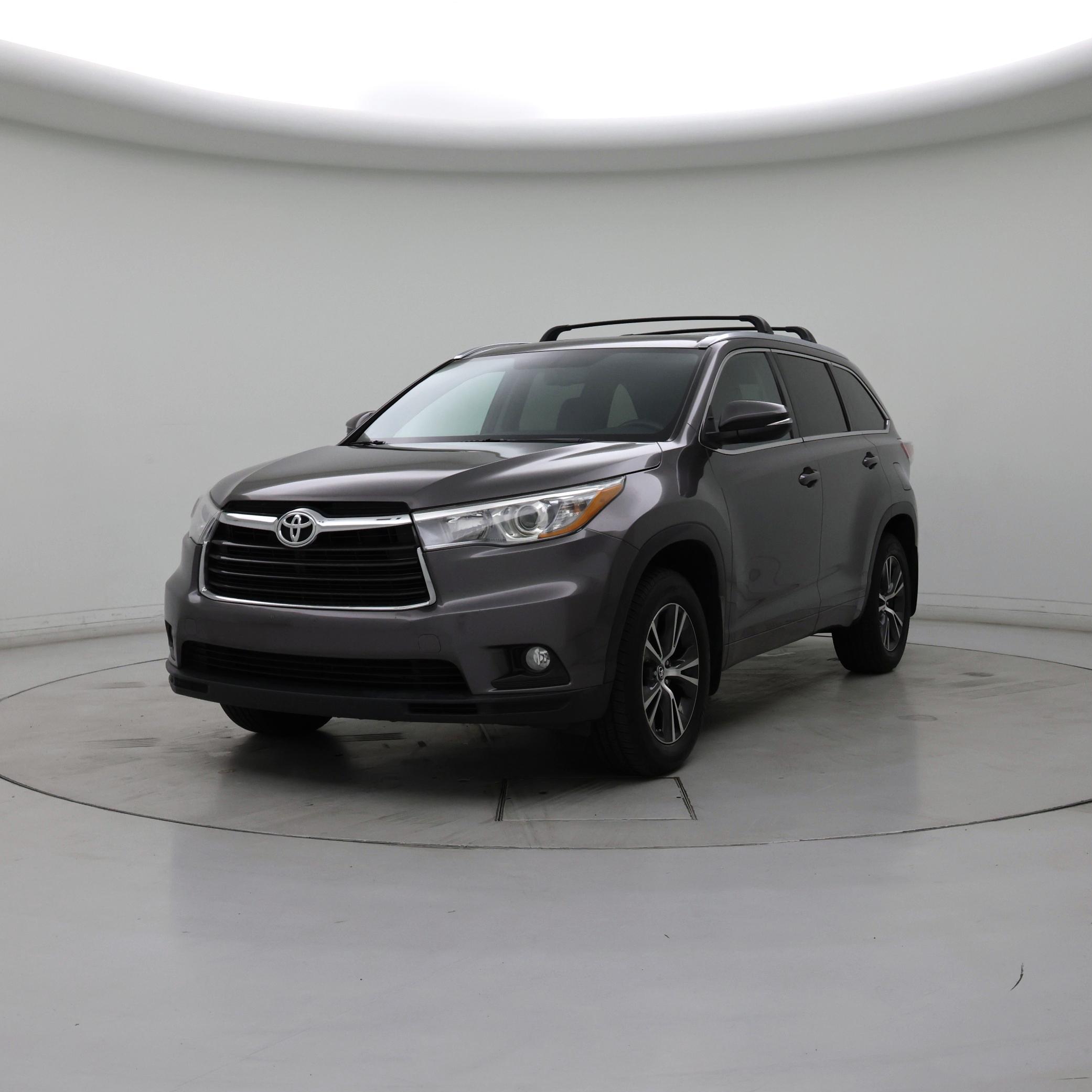 Thumbnail: 2016 Toyota Highlander - 4